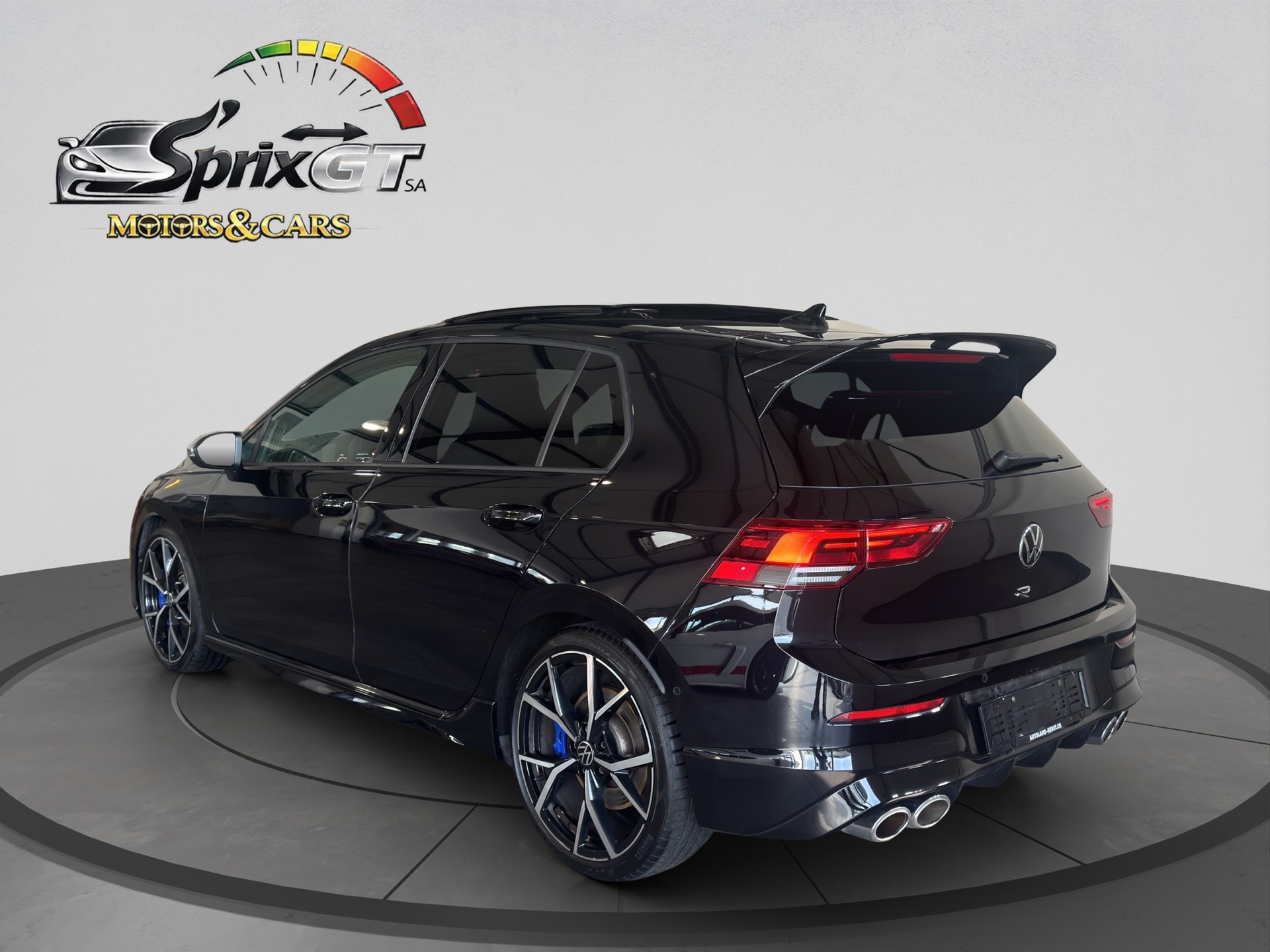 VW Golf 2.0 TSI R DSG 4Motion R Performance-image-5