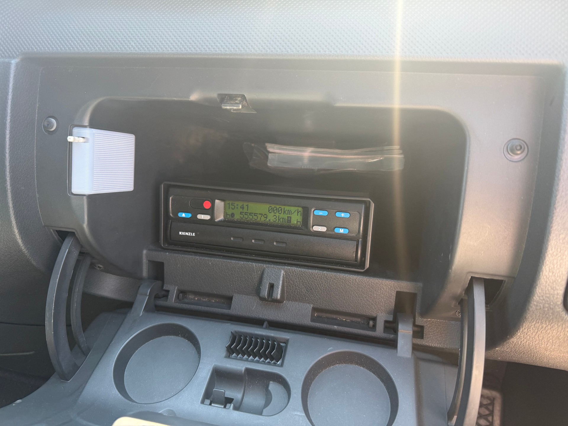 MERCEDES-BENZ Vito 116 CDI Blue Efficiency EL 4Matic A-image-12