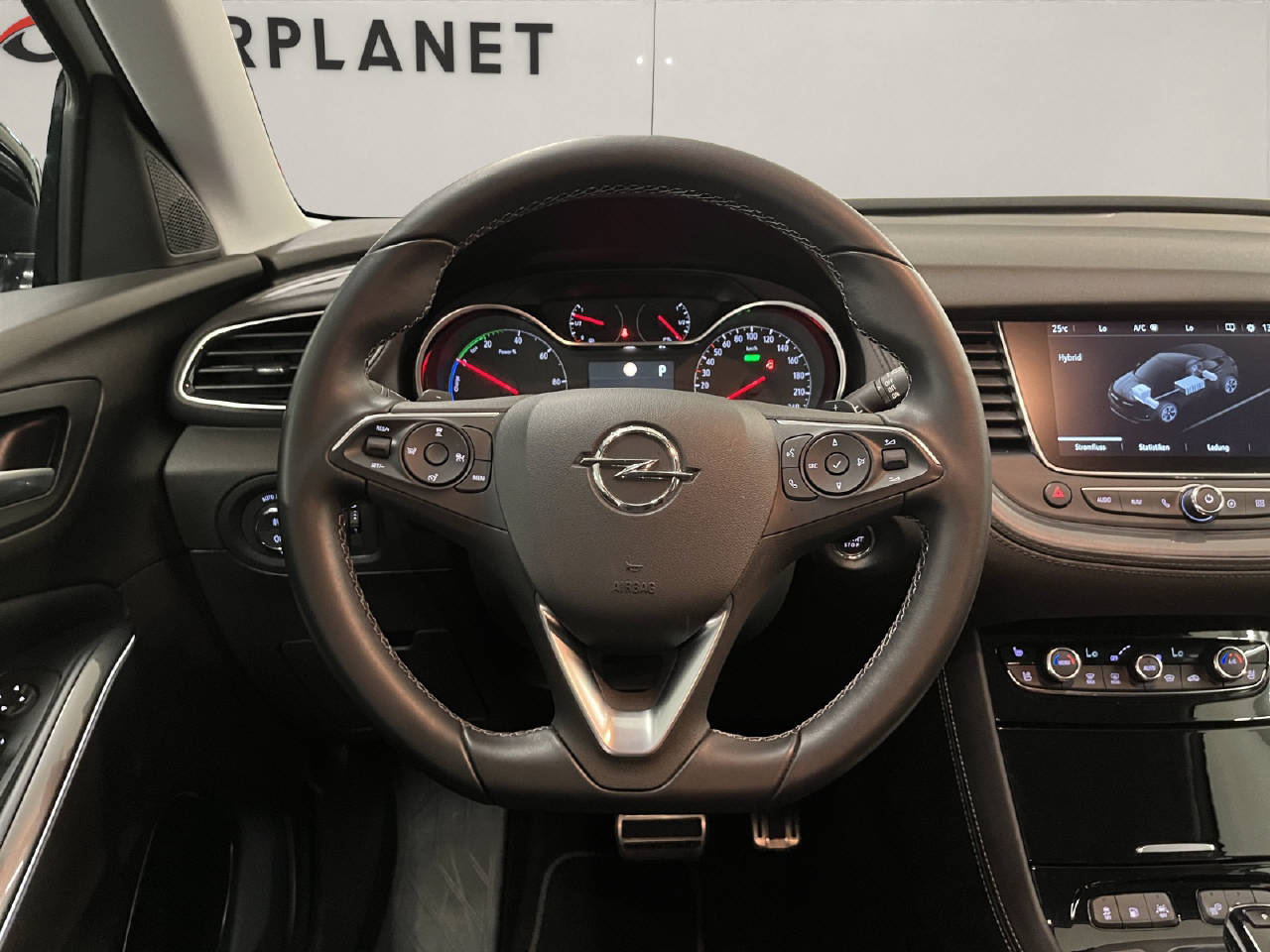OPEL Grandland X 1.6 T PHEV Ultimate-image-8