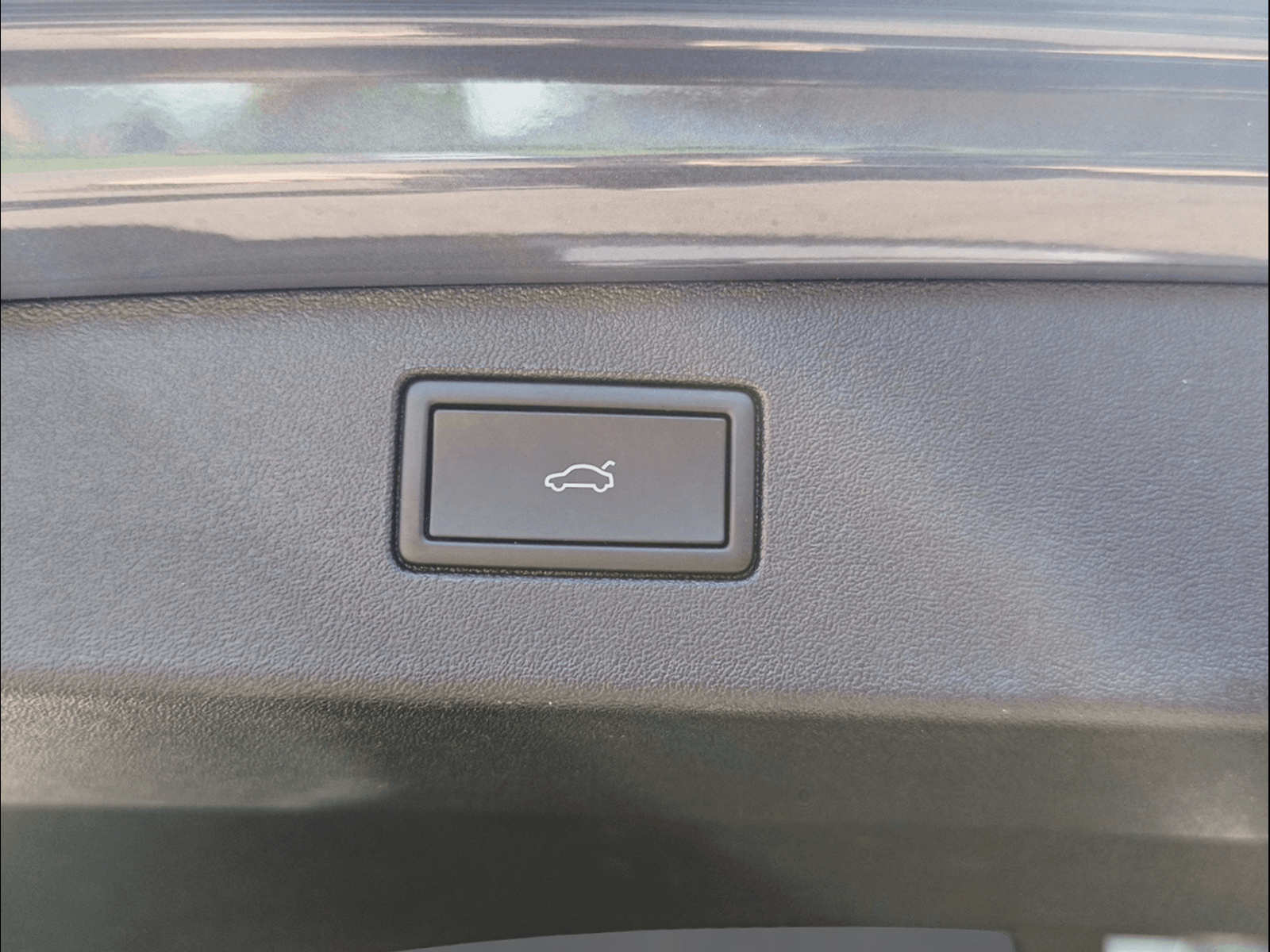 VW Tiguan LIFE 204PS / Vollhybrid / elektrische Reichweite bis 147Km (Stadt)-image-10