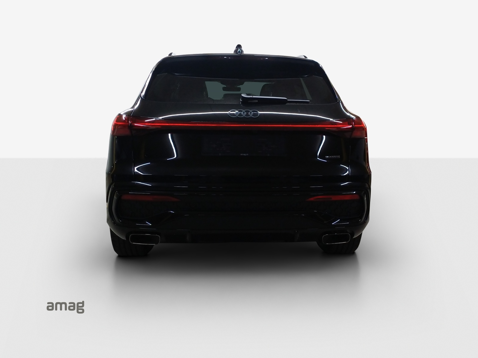 AUDI Q5 e-hybrid quattro 270 kW S-tronic-showroom-element-3