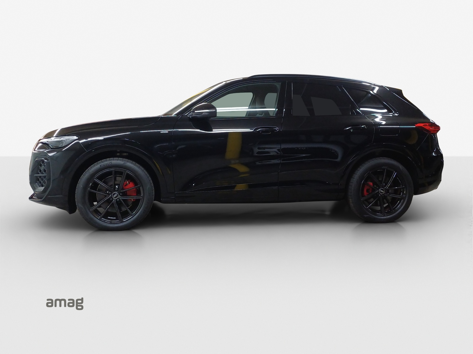 AUDI Q5 e-hybrid quattro 270 kW S-tronic-showroom-element-1
