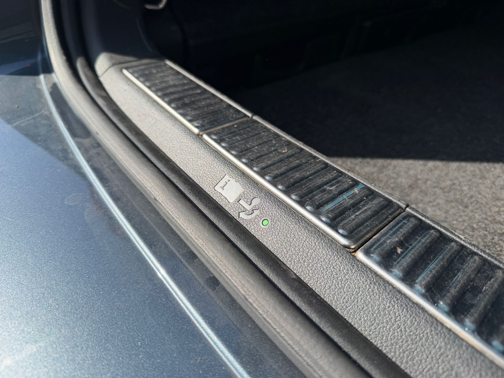 SKODA Superb Combi 2.0 TDi Sport Line 4x4 DSG-image-27