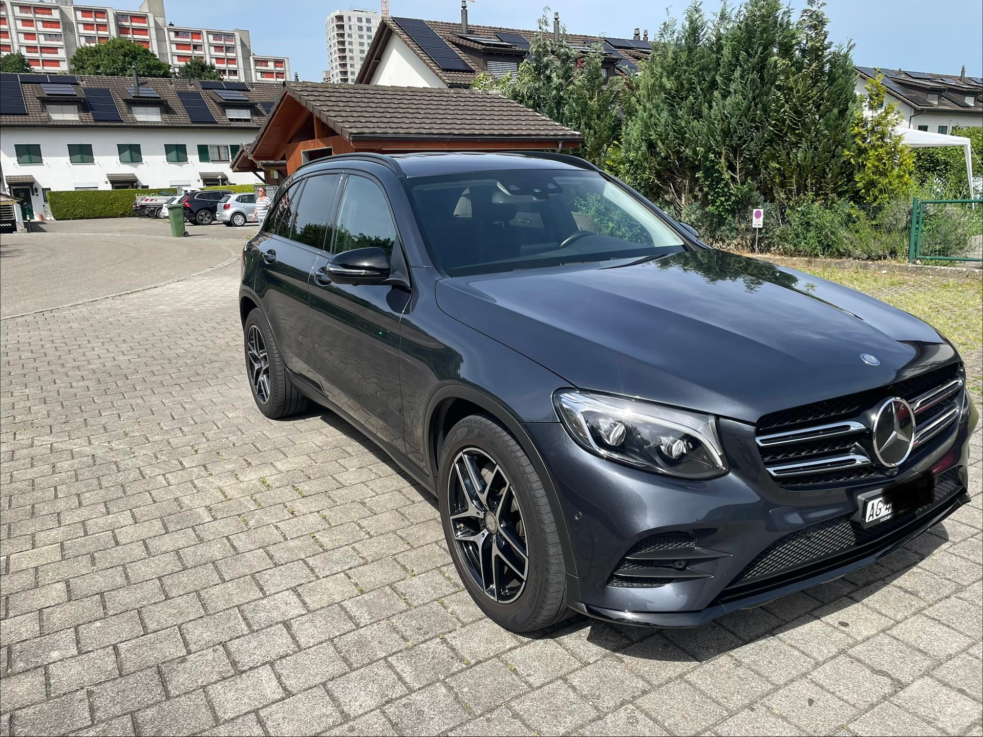 MERCEDES-BENZ GLC 250 AMG Line 4m