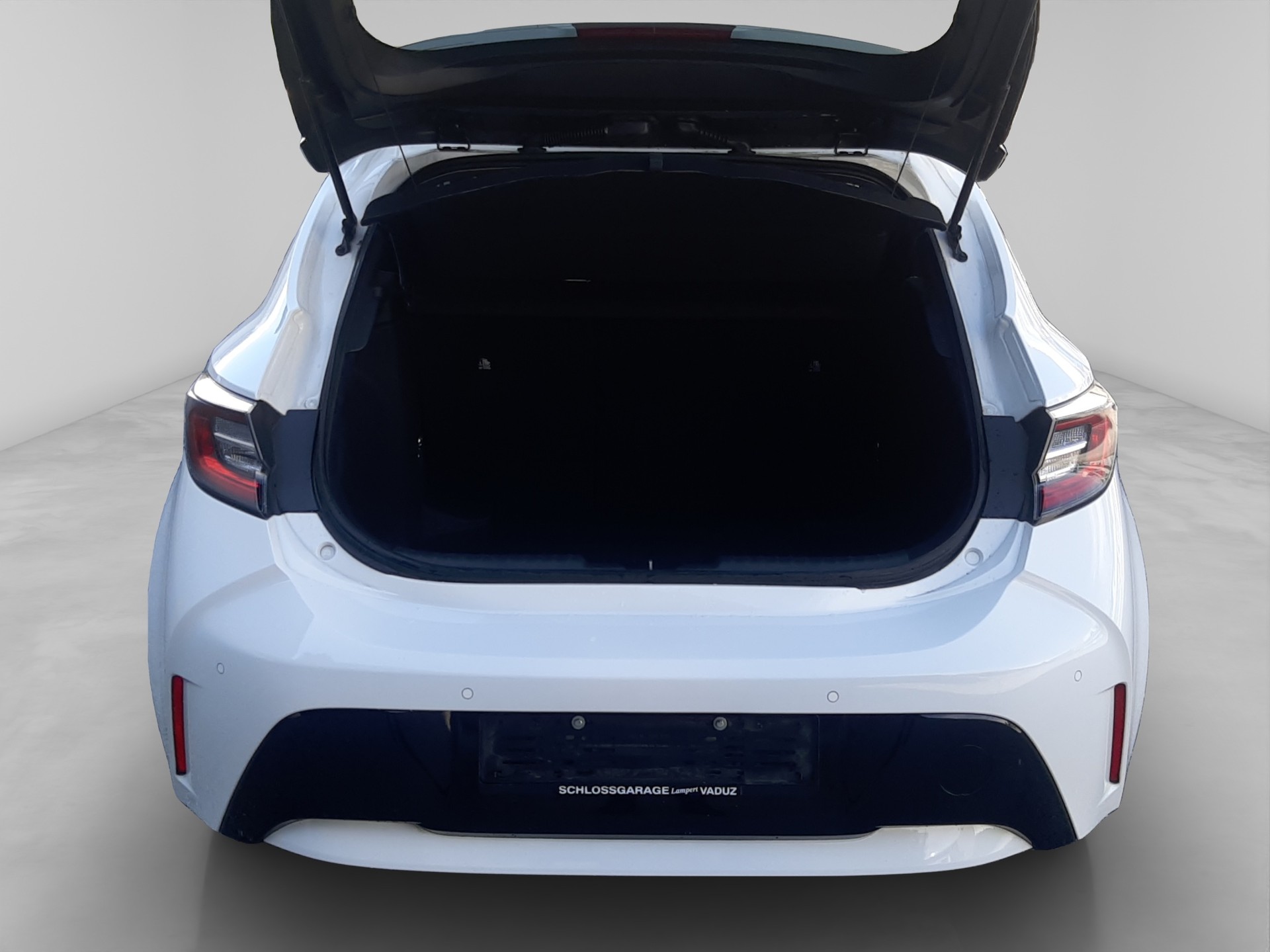 TOYOTA Corolla 1.8 HSD Trend-image-16
