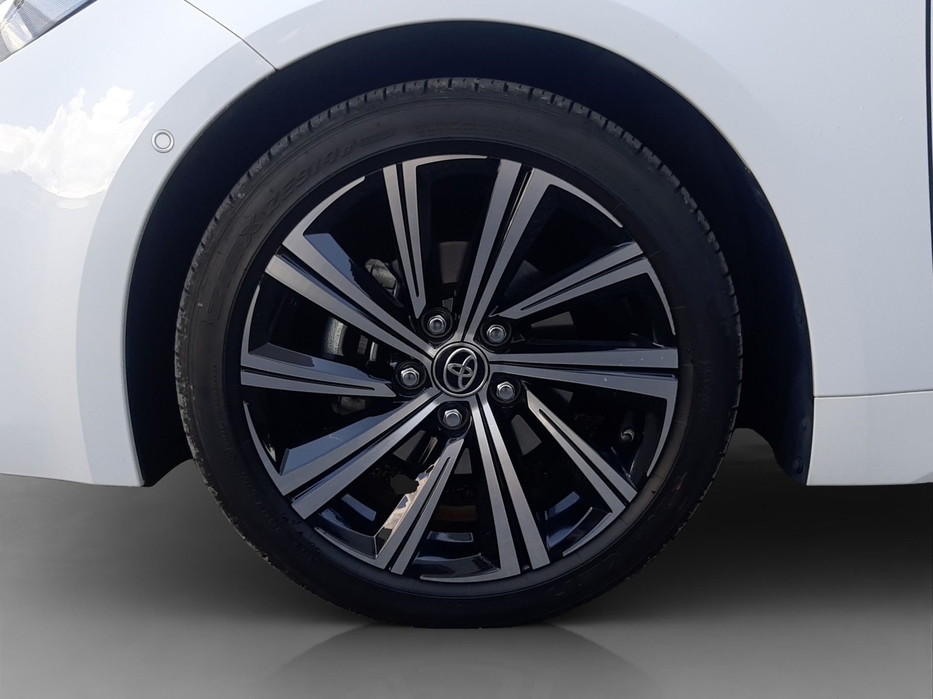 TOYOTA Corolla 1.8 HSD Trend-image-14