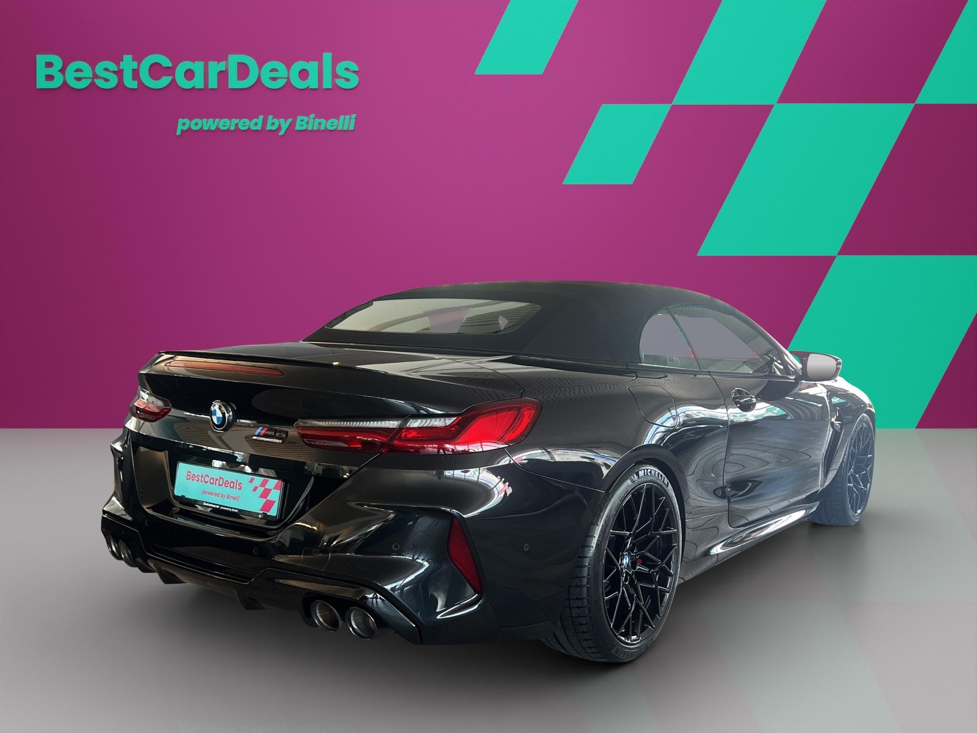 BMW M8 xDrive Competition Cabriolet-showroom-element-2