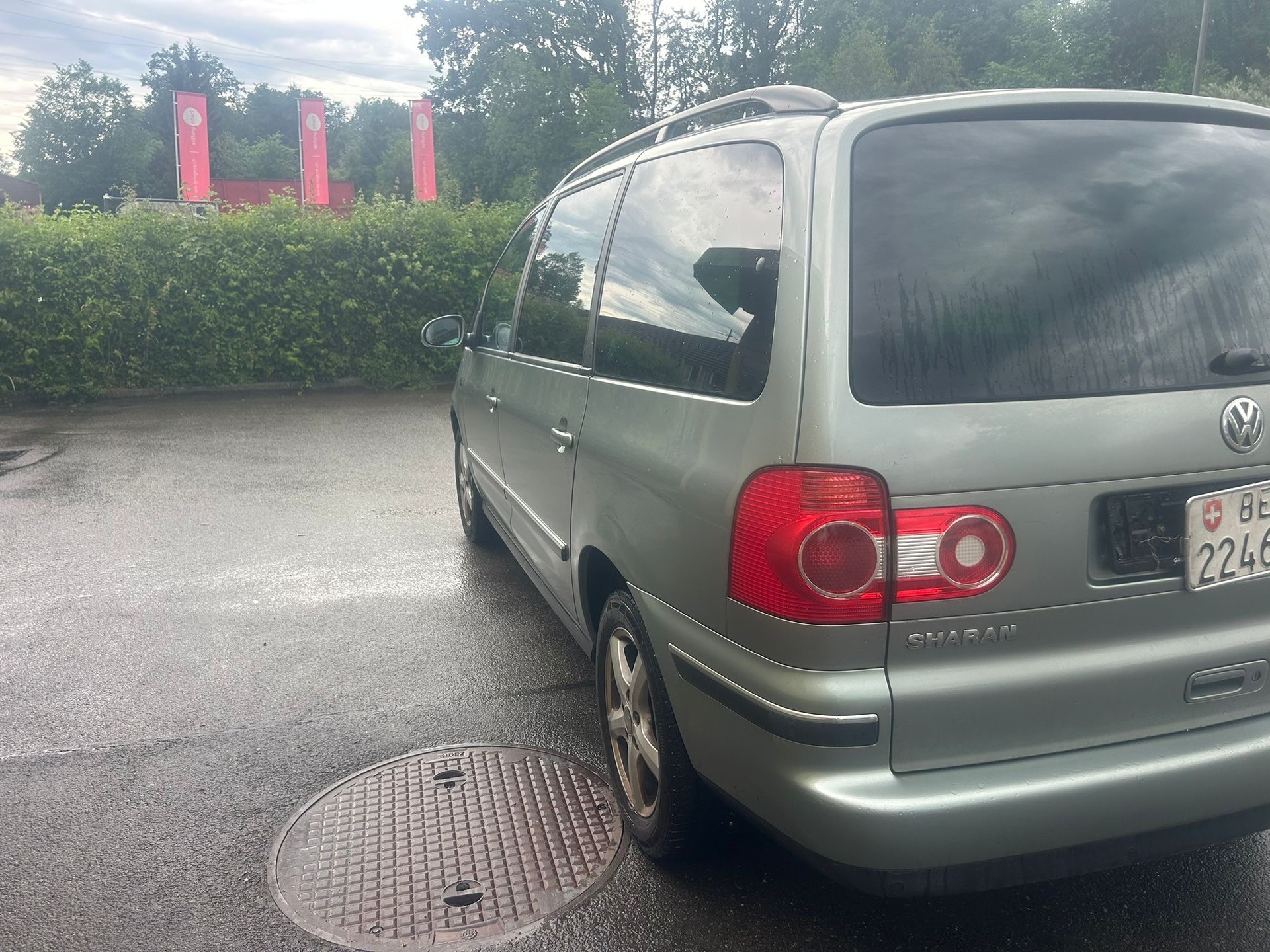 VW Sharan 1.9 TDI-image-5