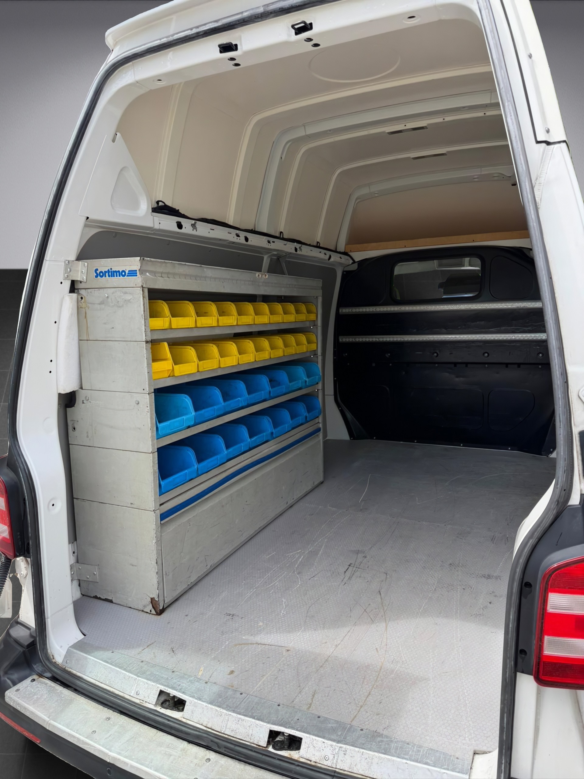 VW T6 2.0 TDI * Hochdach * Sortimo * Klima * Euro 6 * Rückfahrkamera * Dach Version * 3 Sitzer *-image-18