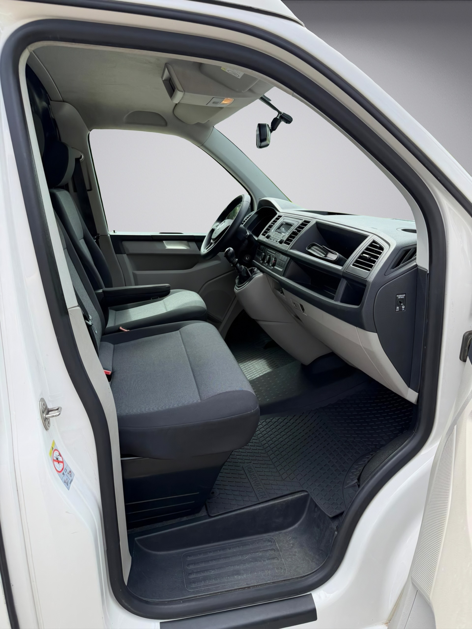 VW T6 2.0 TDI * Hochdach * Sortimo * Klima * Euro 6 * Rückfahrkamera * Dach Version * 3 Sitzer *-image-10