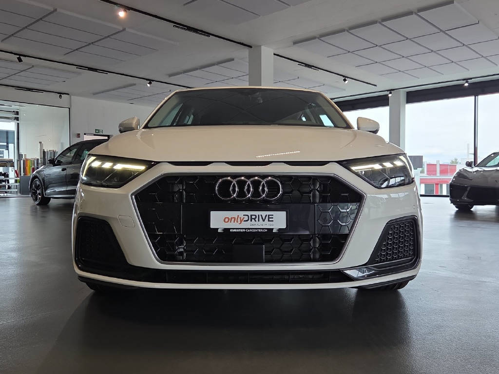 AUDI A1 Sportback 1.0 30 TFSI Attraction S-Tronic-image-14