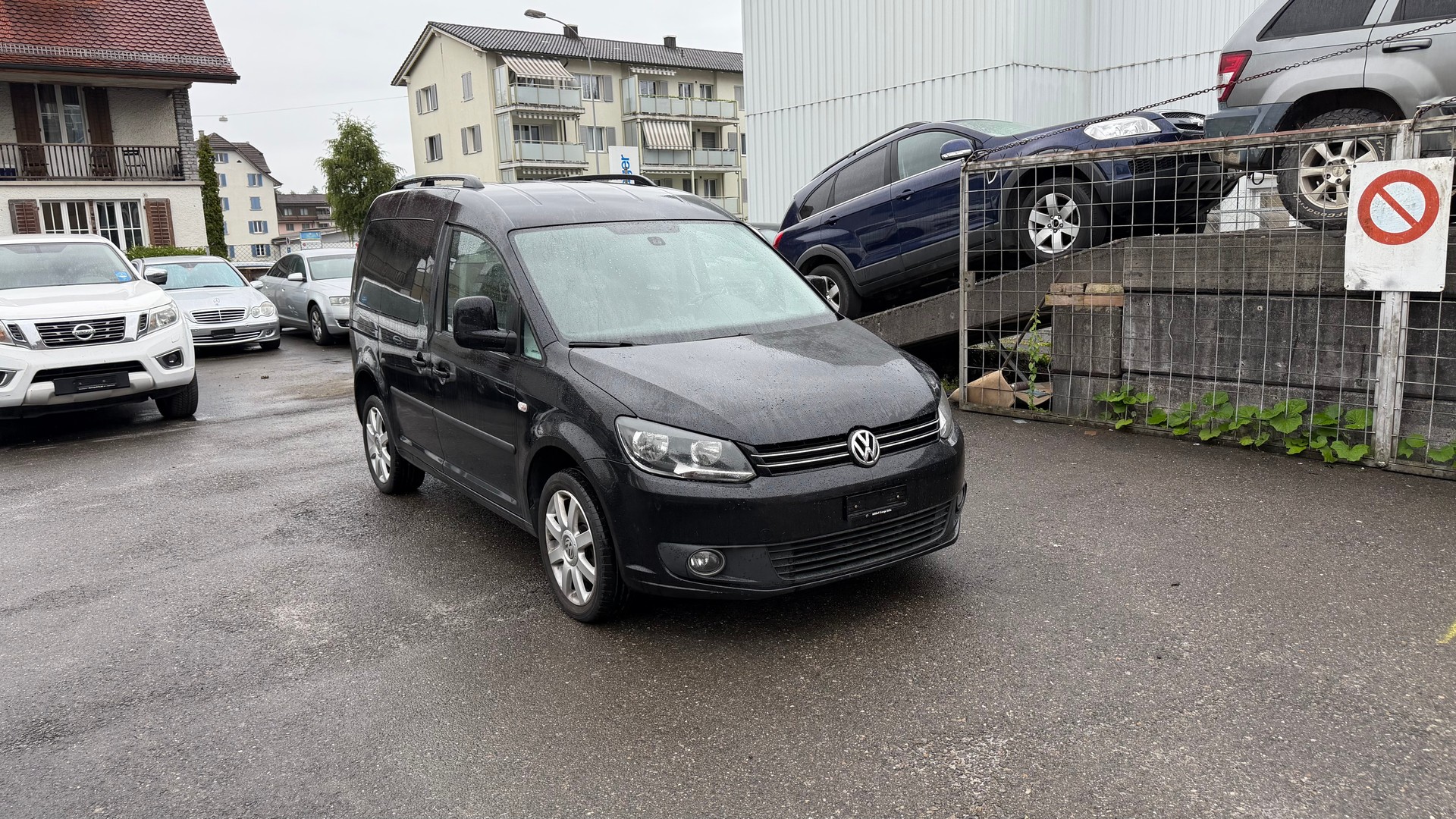 VW Caddy 2.0 TDI 4Motion Comfortline DSG-image-1