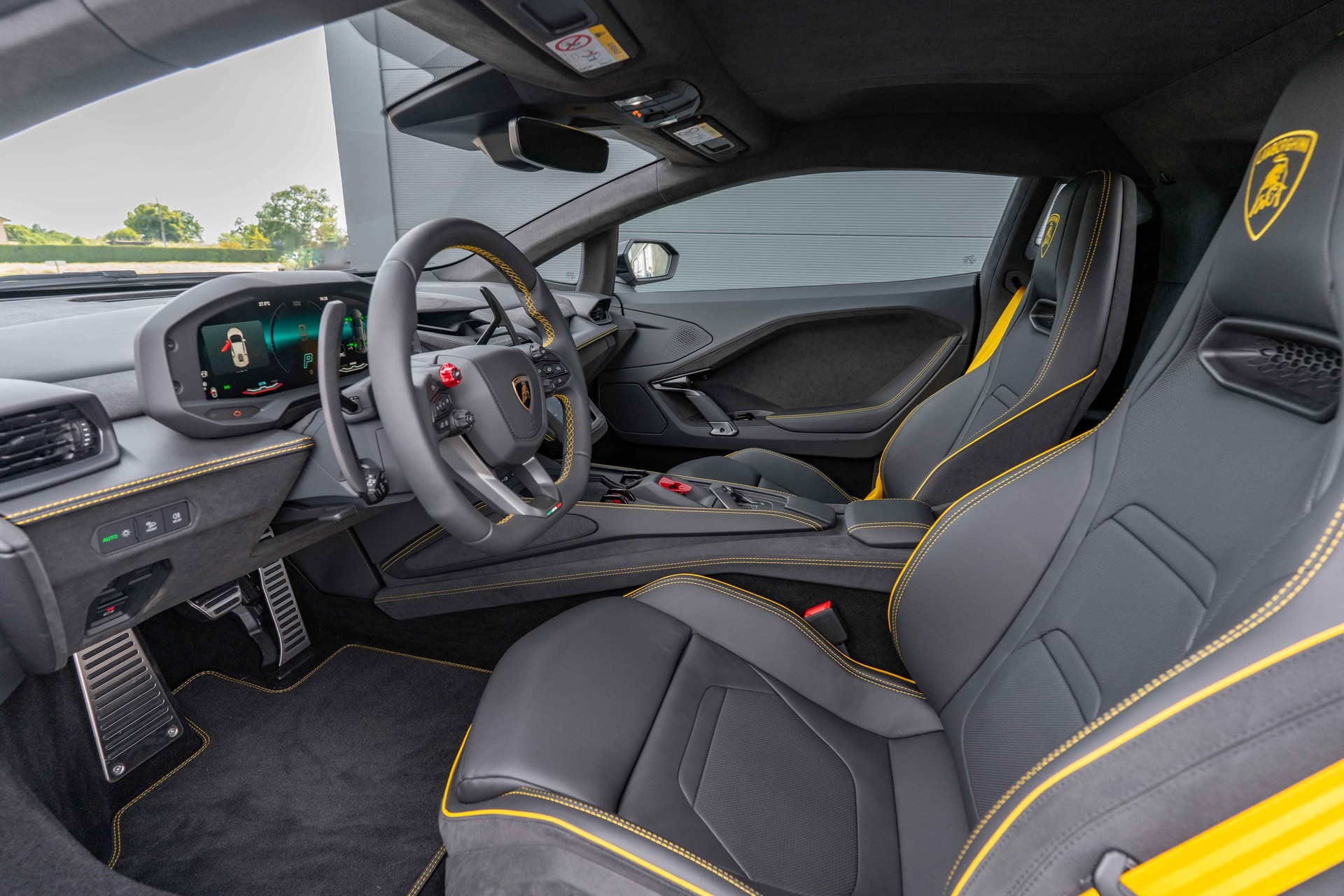 LAMBORGHINI Temerario HPEV-image-6