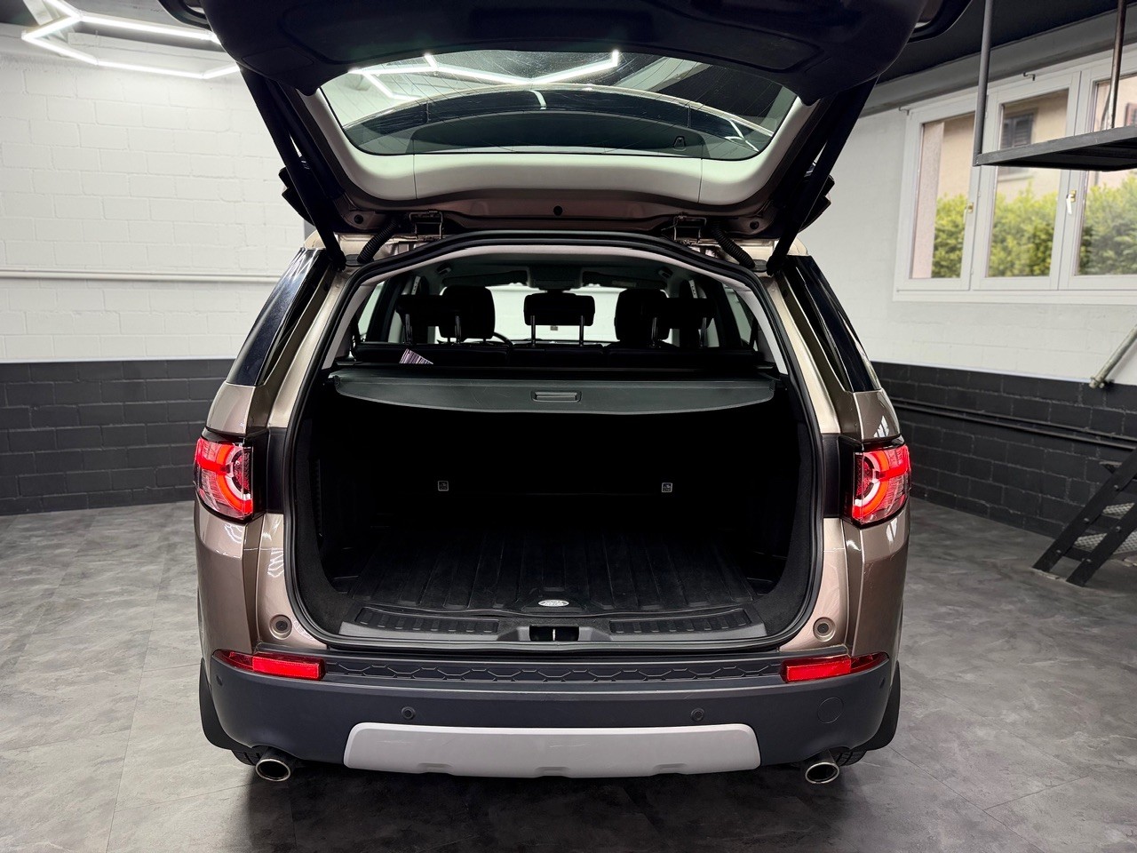 LAND ROVER Discovery Sport 2.2SD4 HSE AT9 | 4x4-image-18