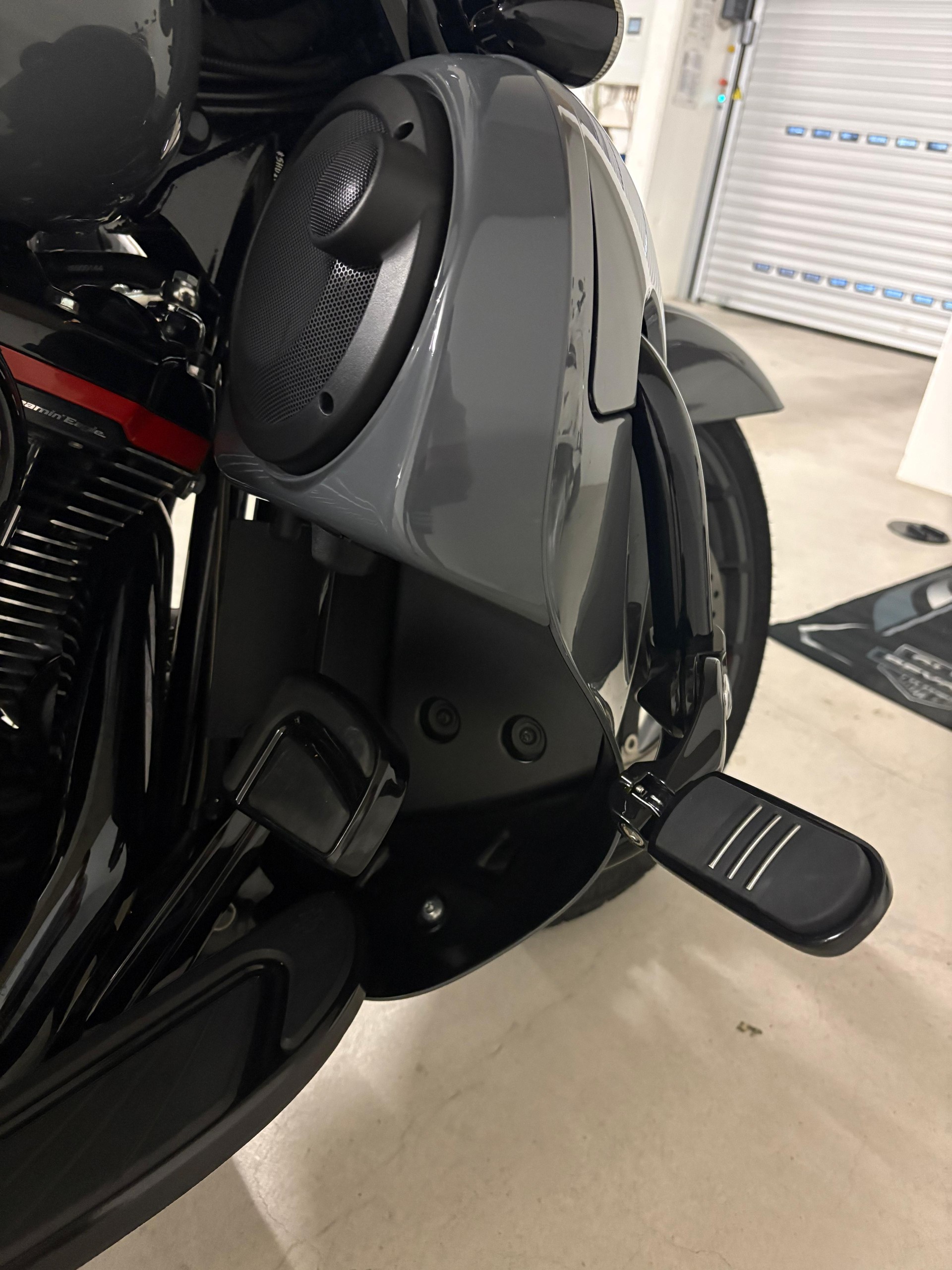 HARLEY-DAVIDSON FLHXSE Street Glide ABS CVO 117-image-7