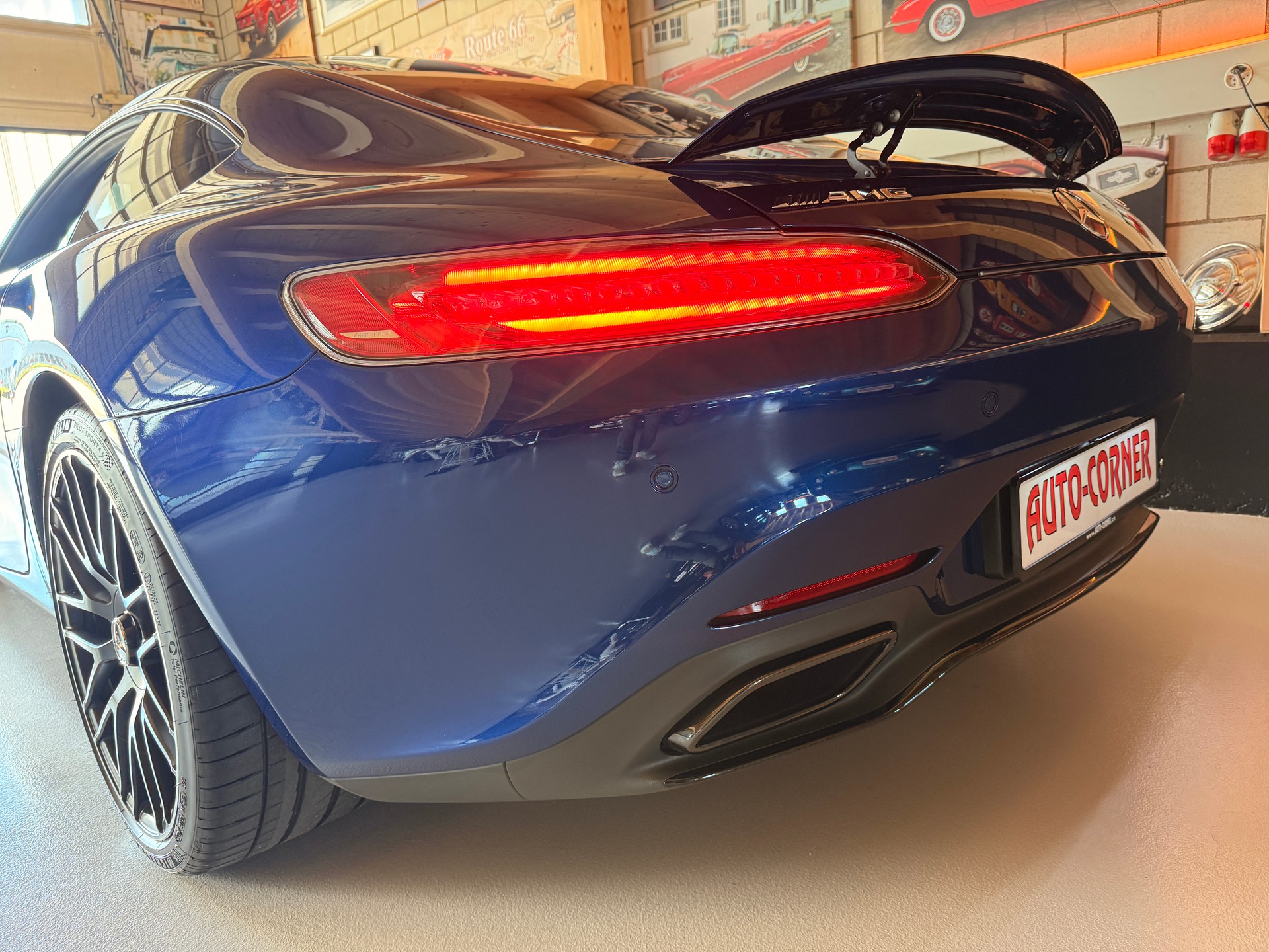 MERCEDES-BENZ AMG GT S 510PS mit top Ausstattung Automat-Speedshift DCT-image-3