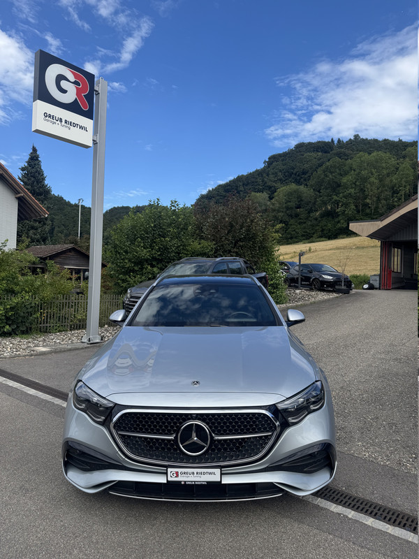 MERCEDES-BENZ E 220 d T 4Matic 9G-Tronic-showroom-element-1