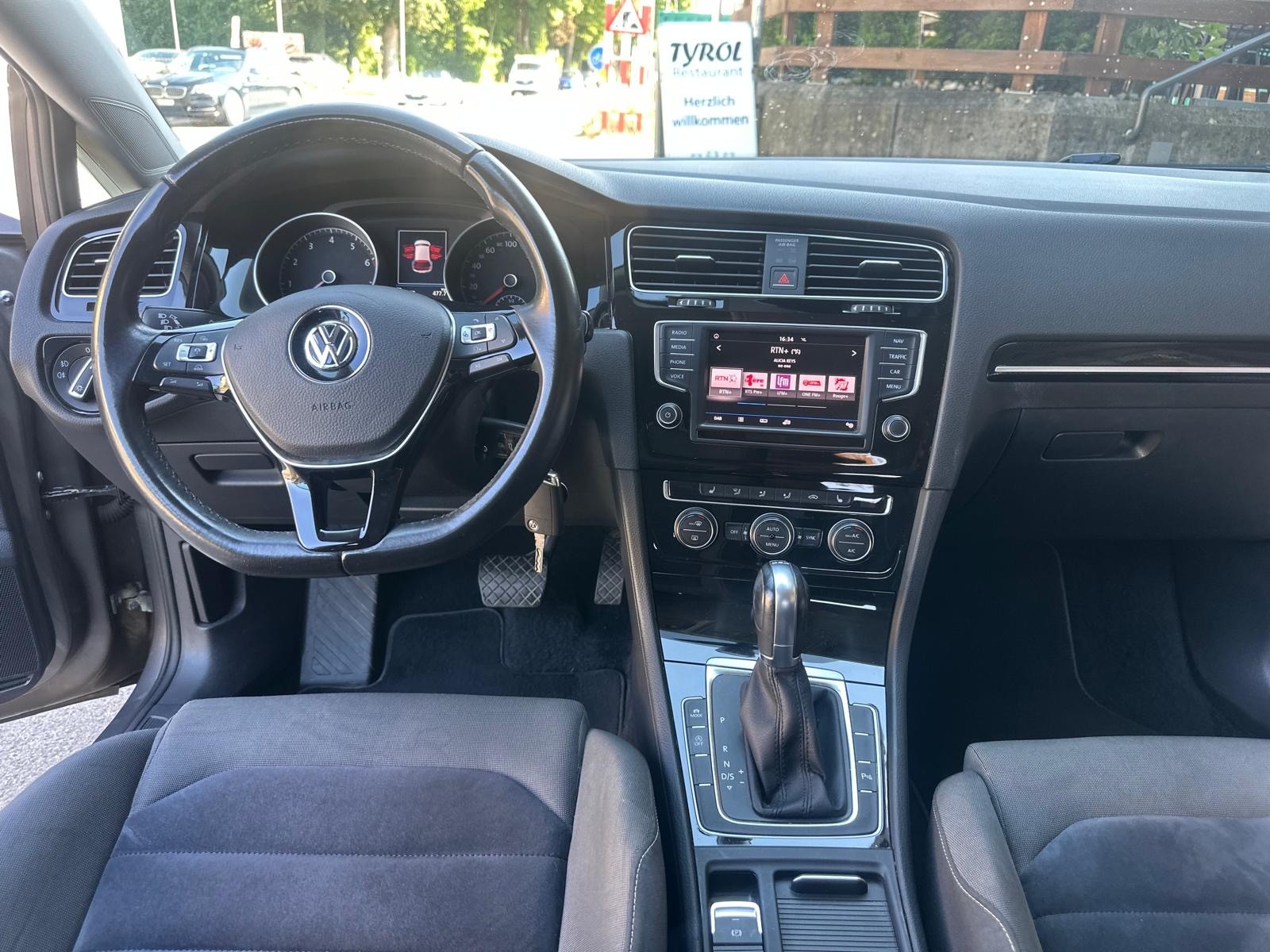 VW Golf 1.4 TSI Highline DSG-image-7