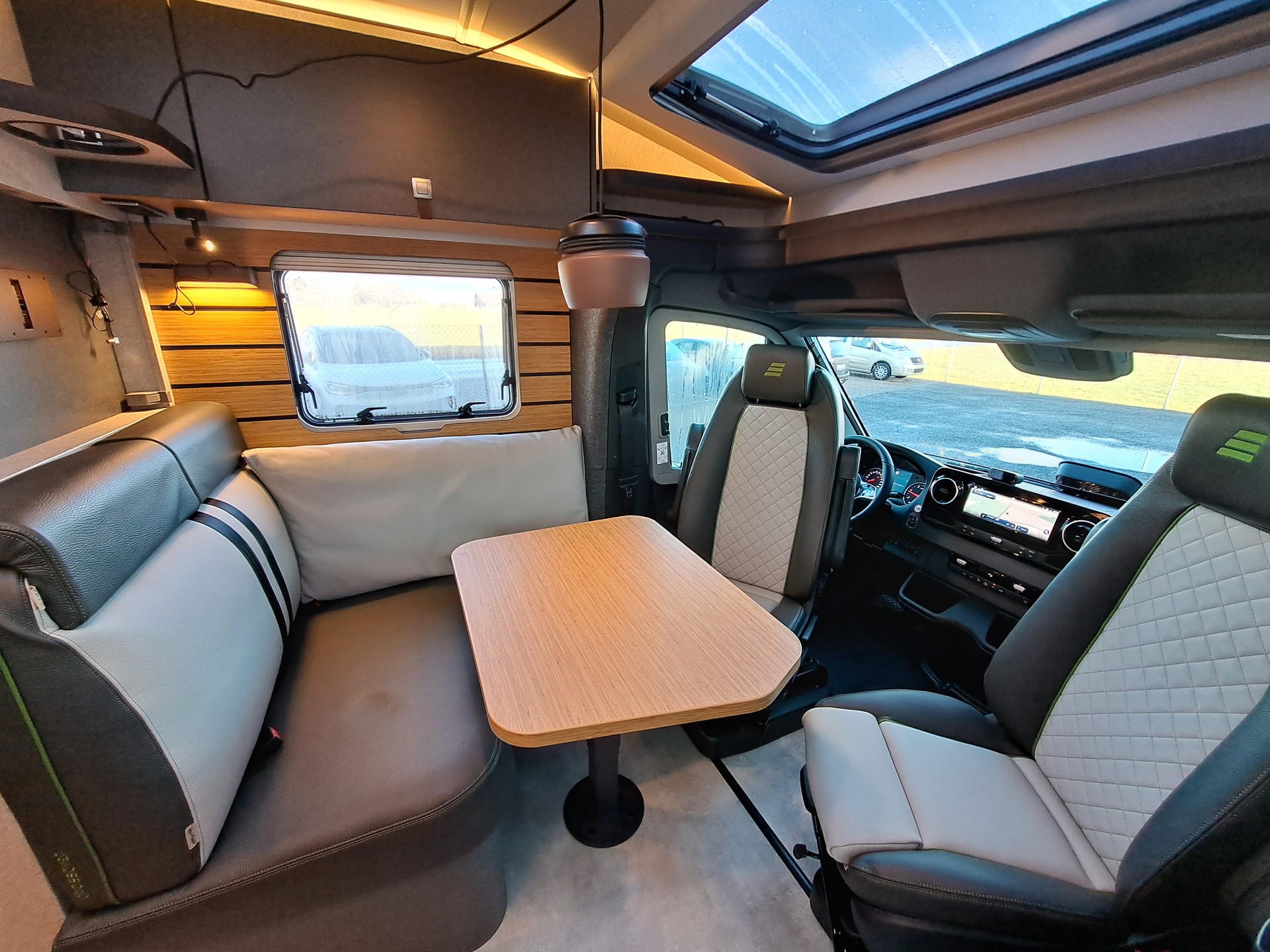 HYMER ML T 570 CrossOver-image-1