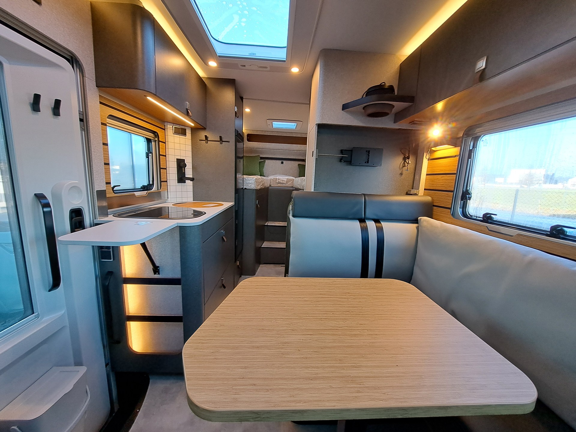 HYMER ML T 570 CrossOver-image-7