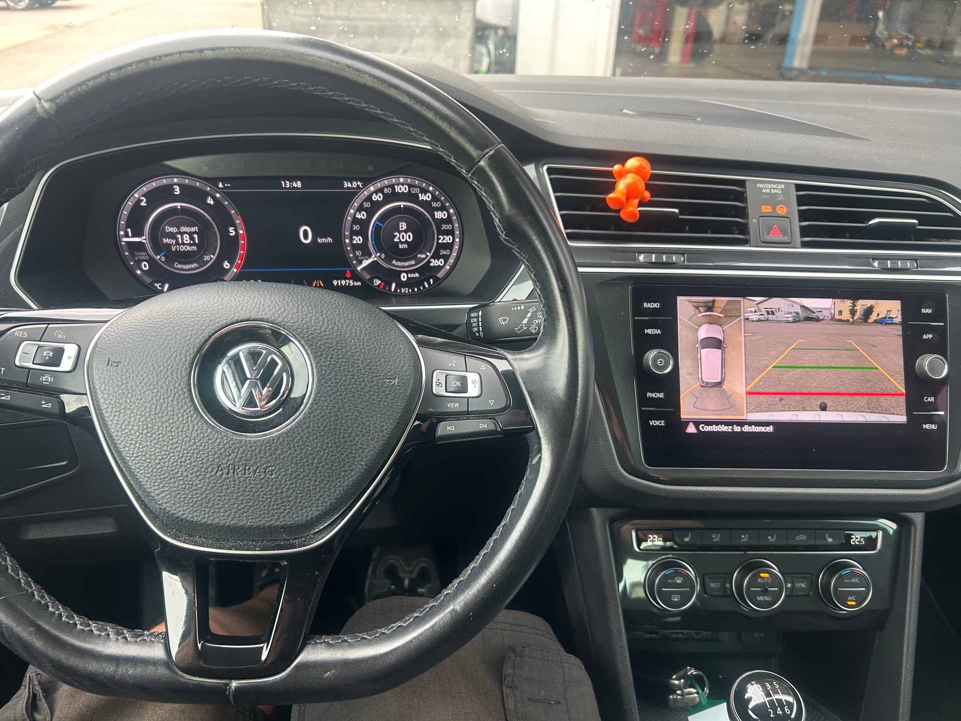VW Tiguan 2.0 TDI SCR Comfortline 4Motion-image-9