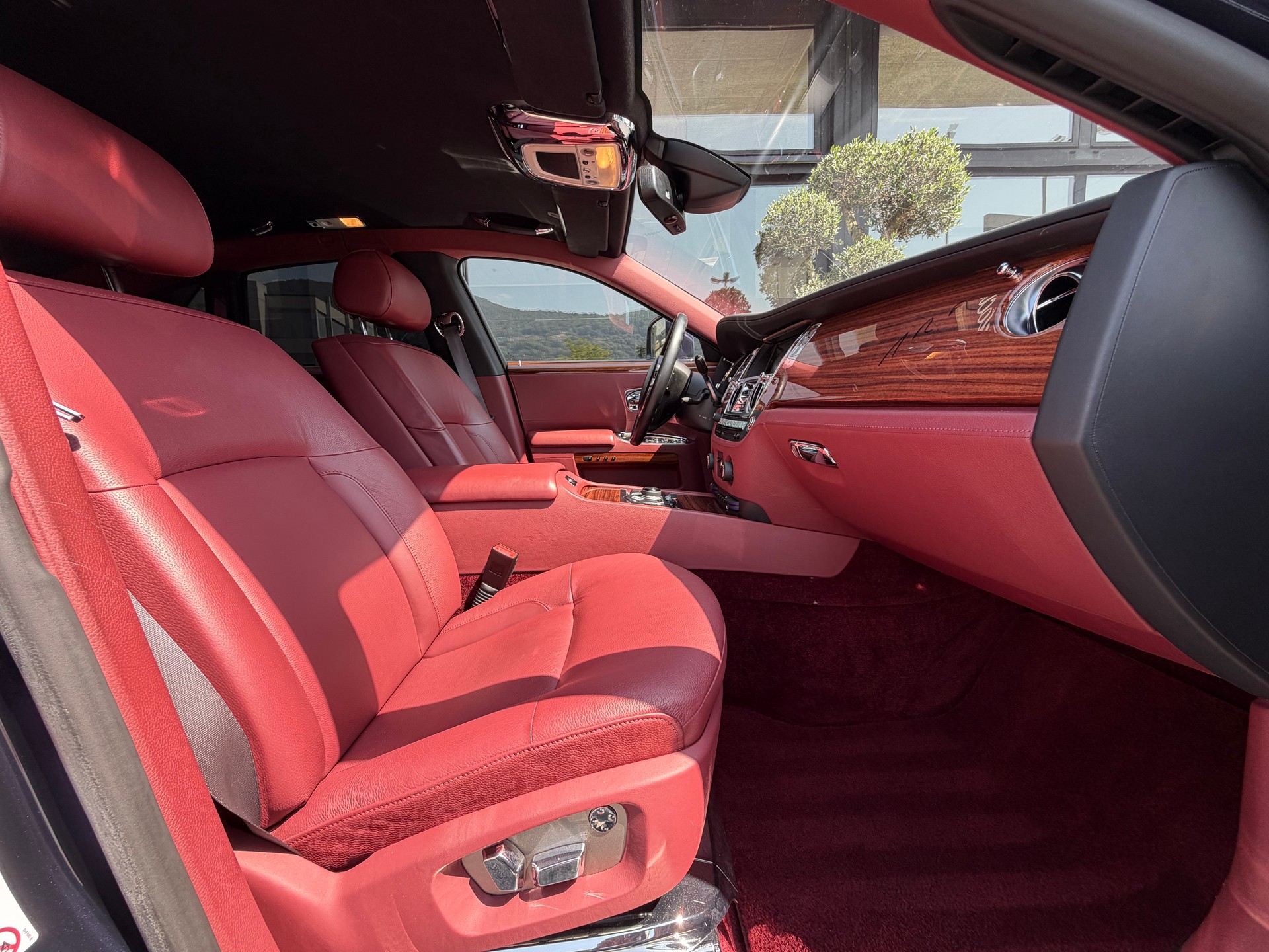 ROLLS-ROYCE Ghost 6.6 V12-image-7
