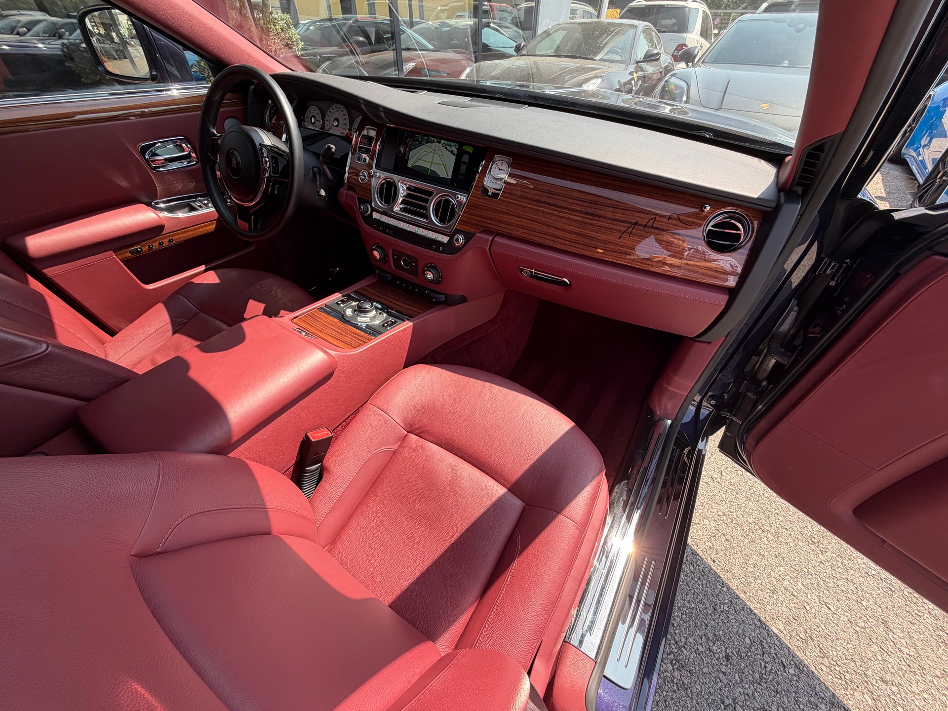 ROLLS-ROYCE Ghost 6.6 V12-image-11