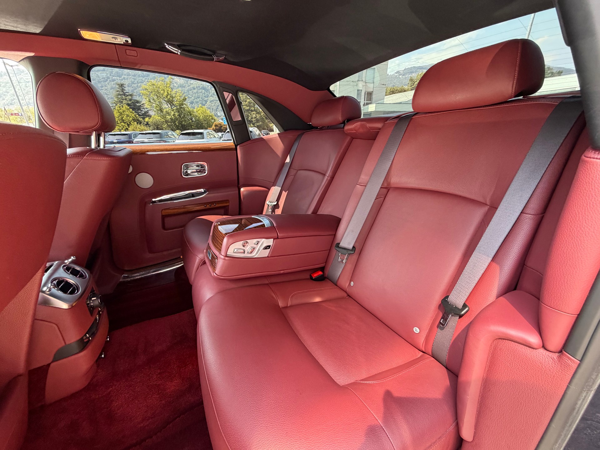 ROLLS-ROYCE Ghost 6.6 V12-image-10
