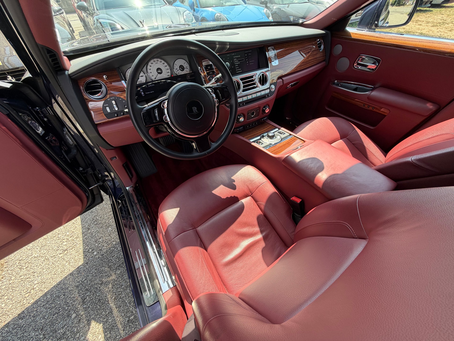 ROLLS-ROYCE Ghost 6.6 V12-image-14