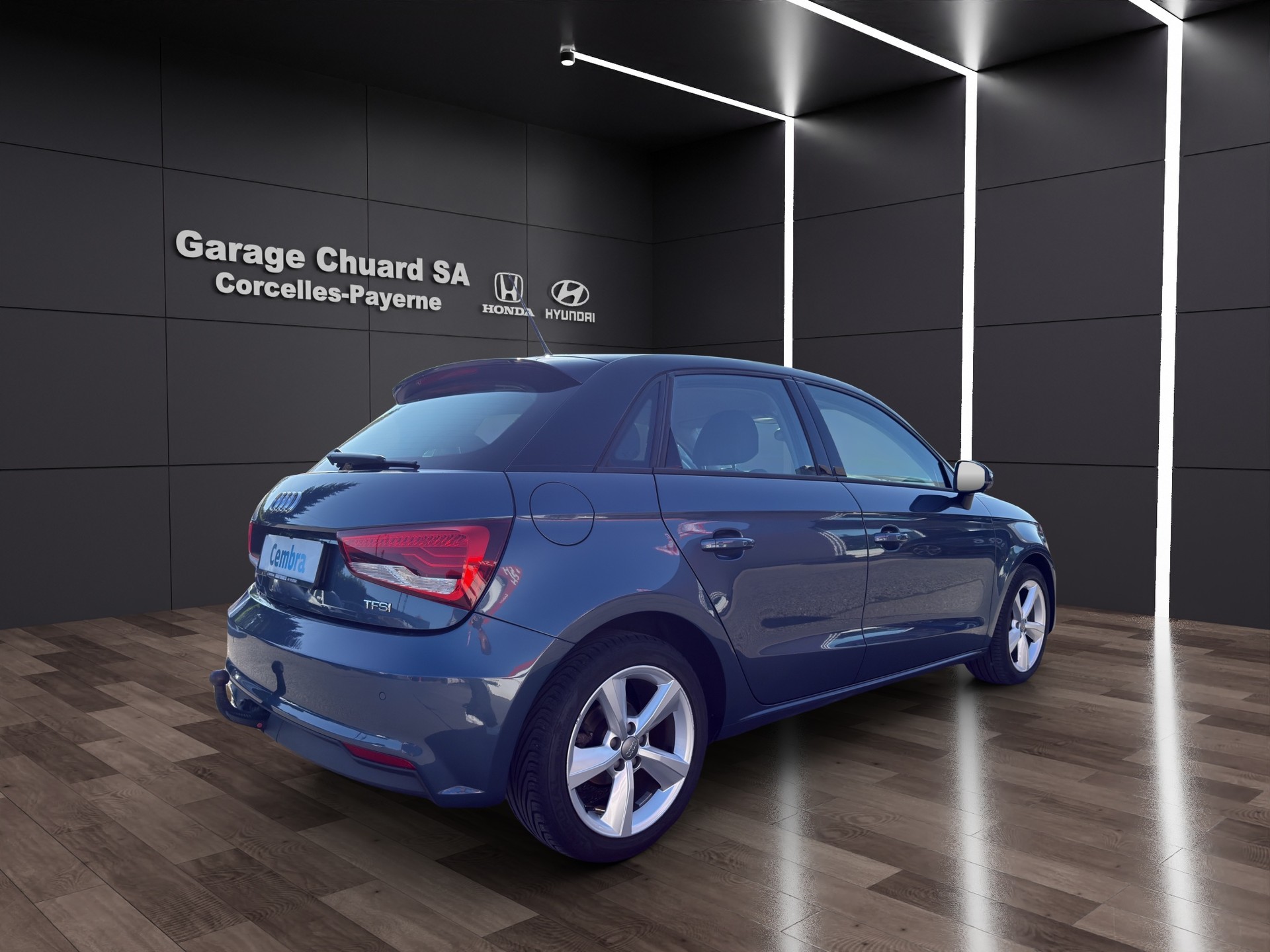 AUDI A1 Sportback 1.4 TFSI Sport S-tronic-image-4
