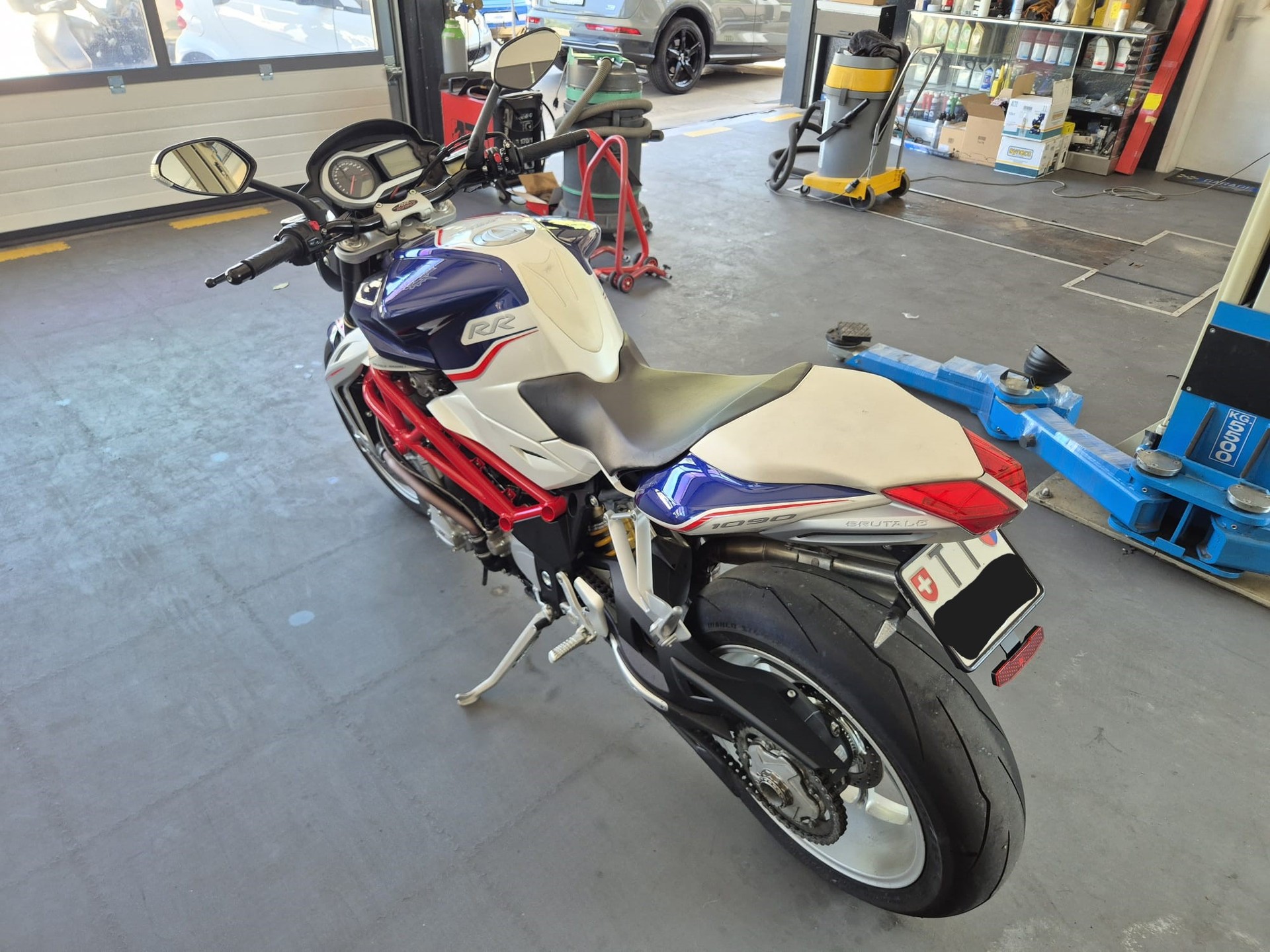 MV AGUSTA B4 Brutale 1090 RR ABS-image-4