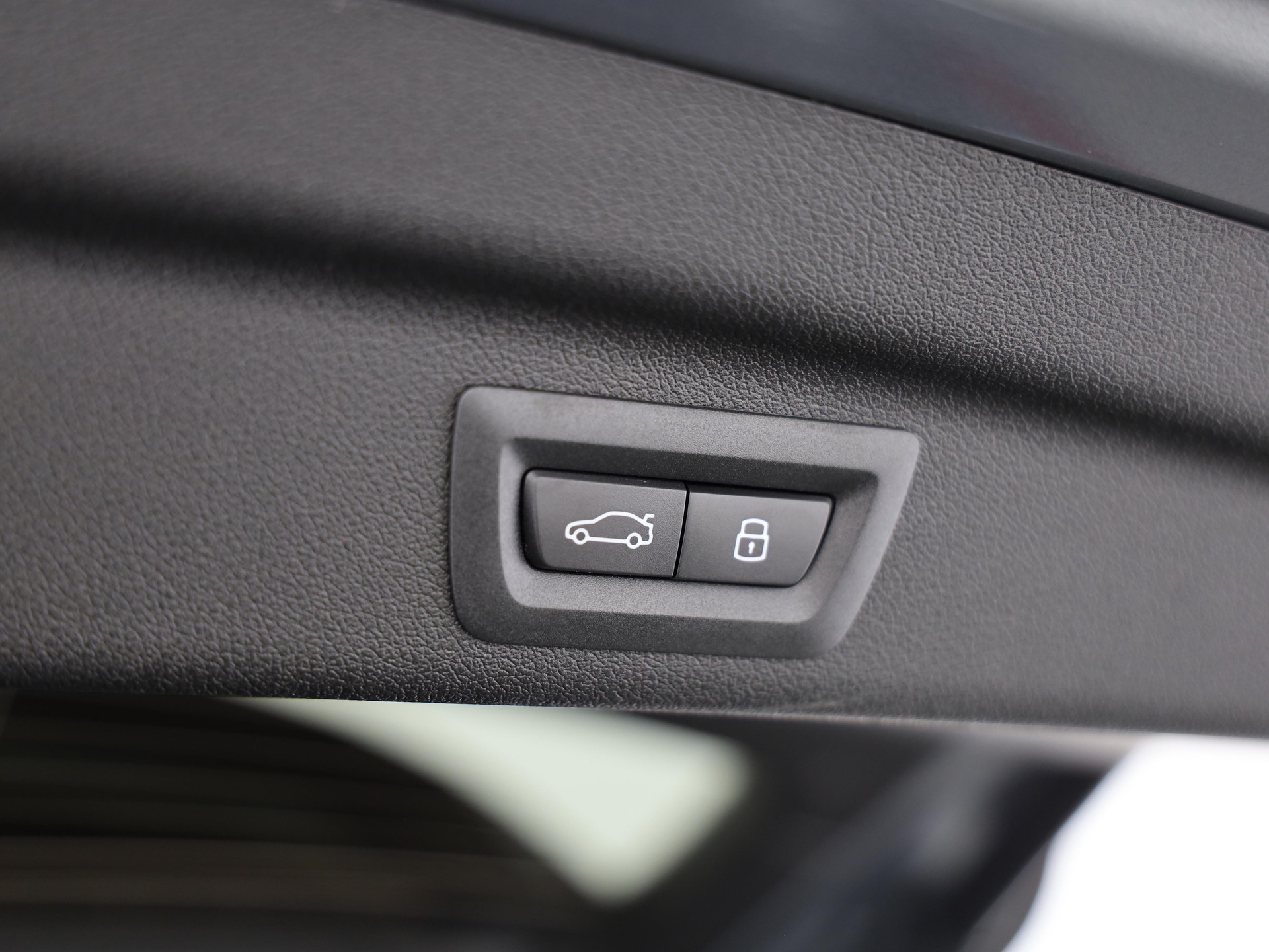 BMW 223d xDrive Active Tourer-image-8