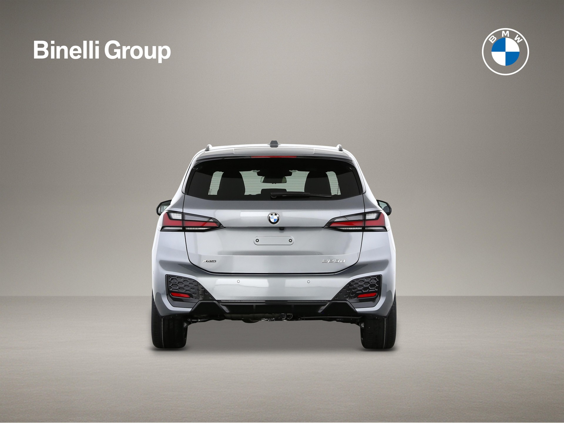 BMW 223d xDrive Active Tourer-showroom-element-3