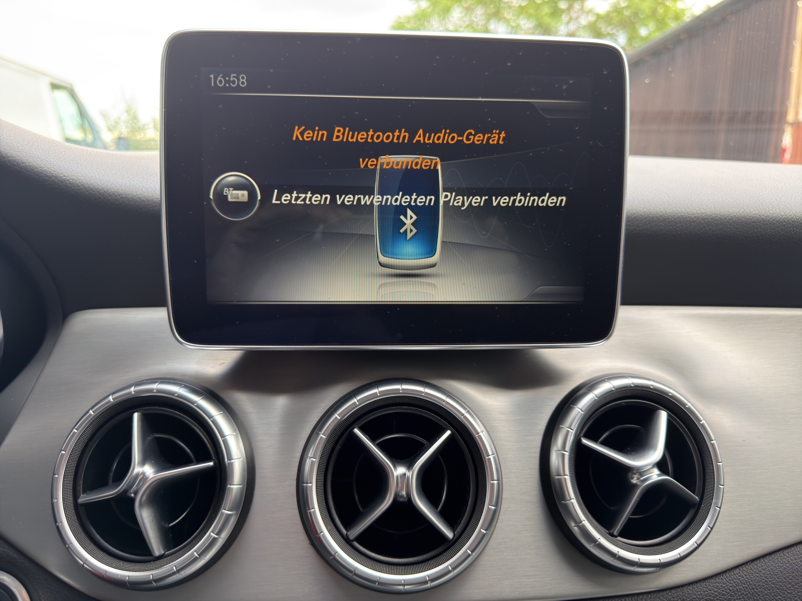 MERCEDES-BENZ CLA Shooting Brake 200 CDI AMG Line 4Matic 7G-DCT-image-23