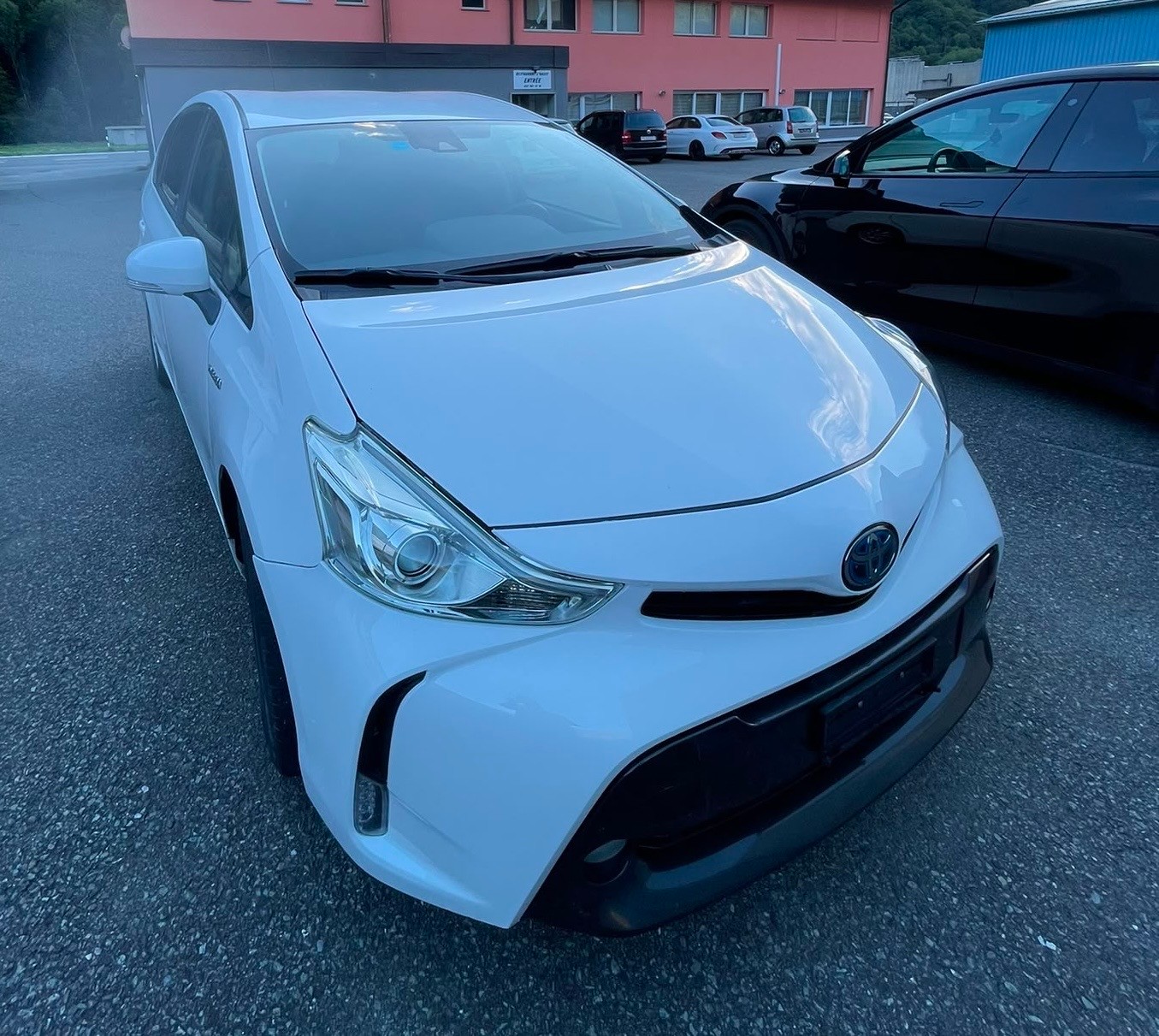 TOYOTA Prius+ 1.8 VVT-i HSD Comfort-image-1