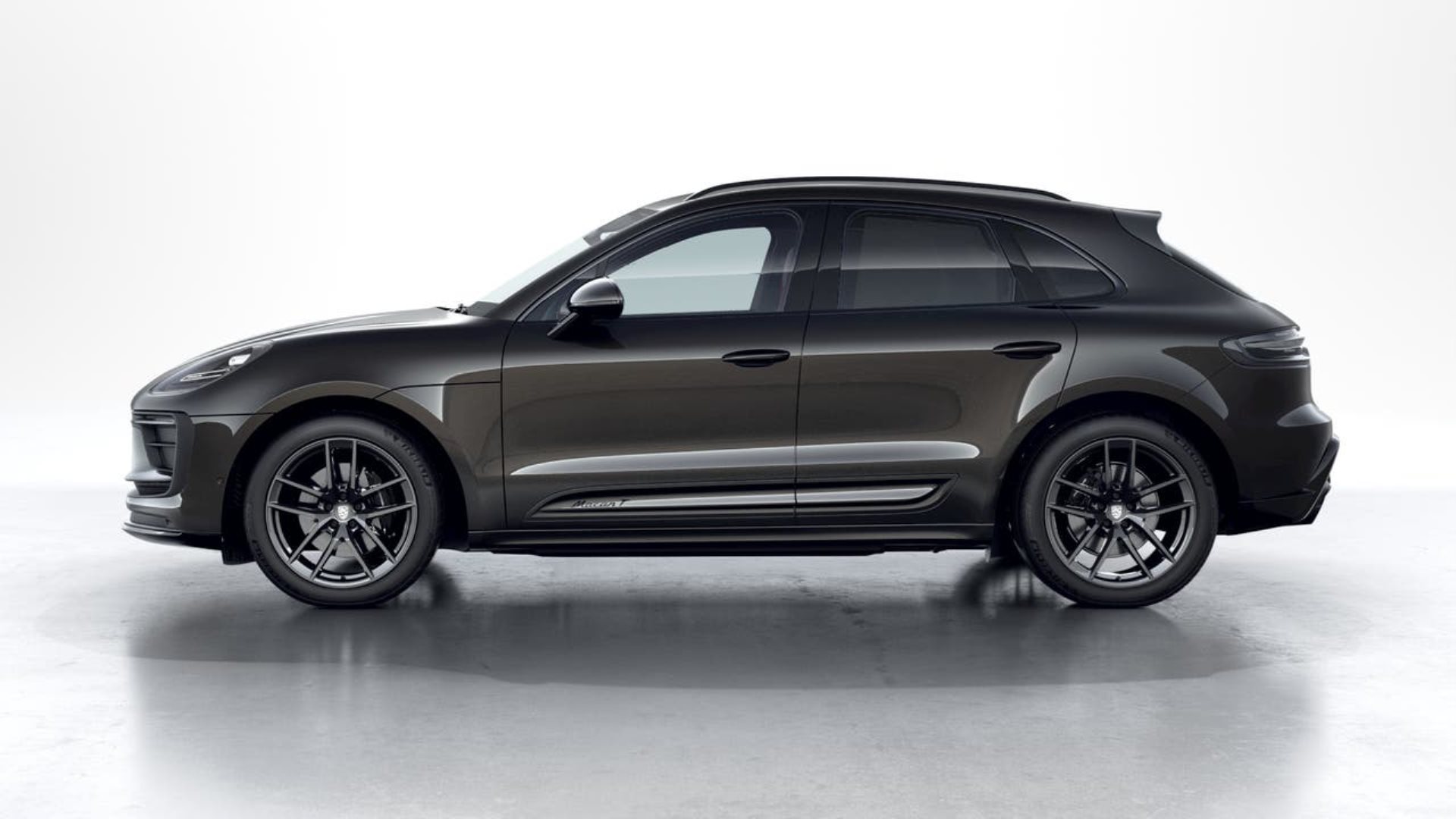 PORSCHE Macan T-showroom-element-1