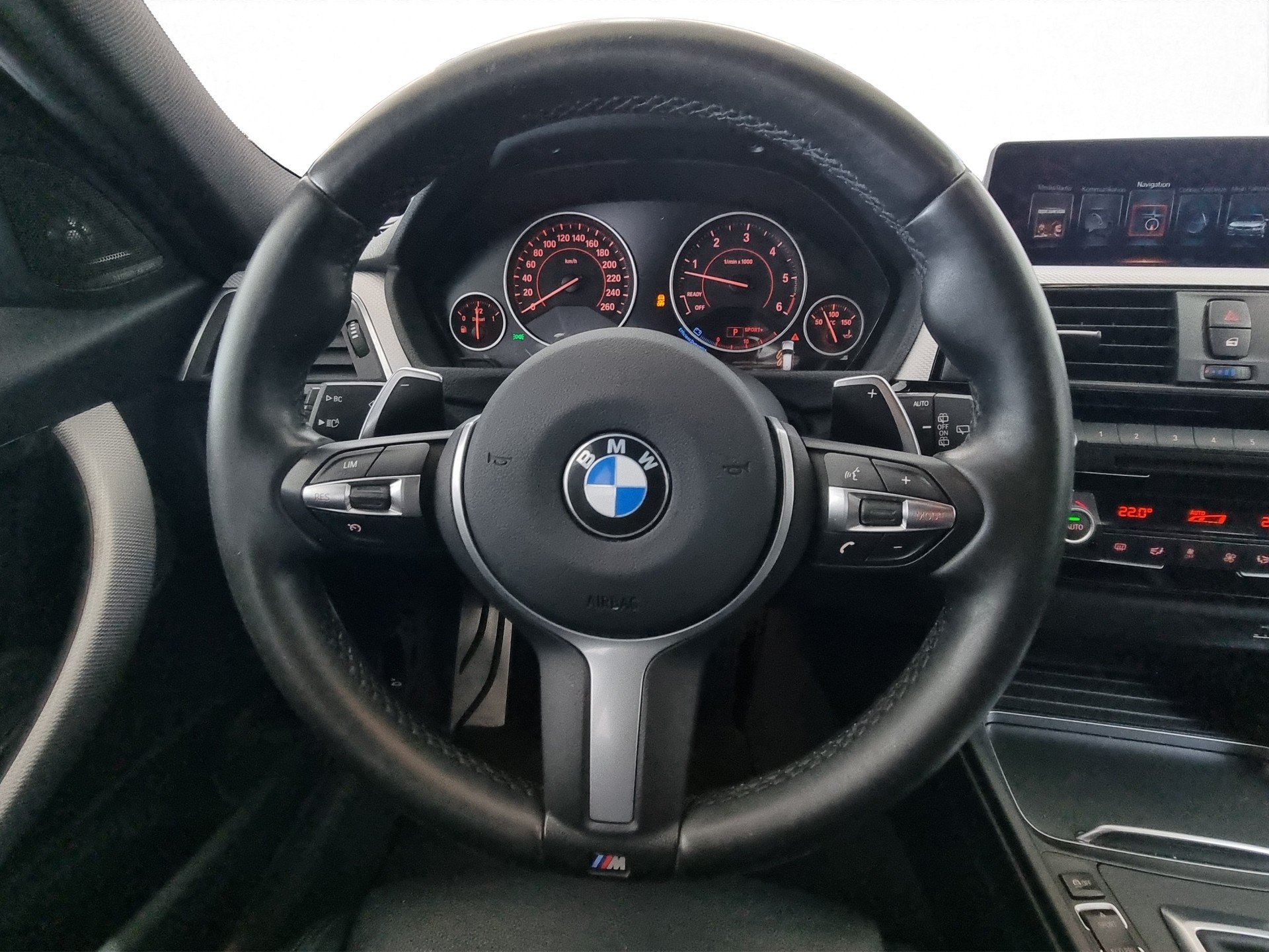 BMW 330d xDrive SAG Touring-image-8