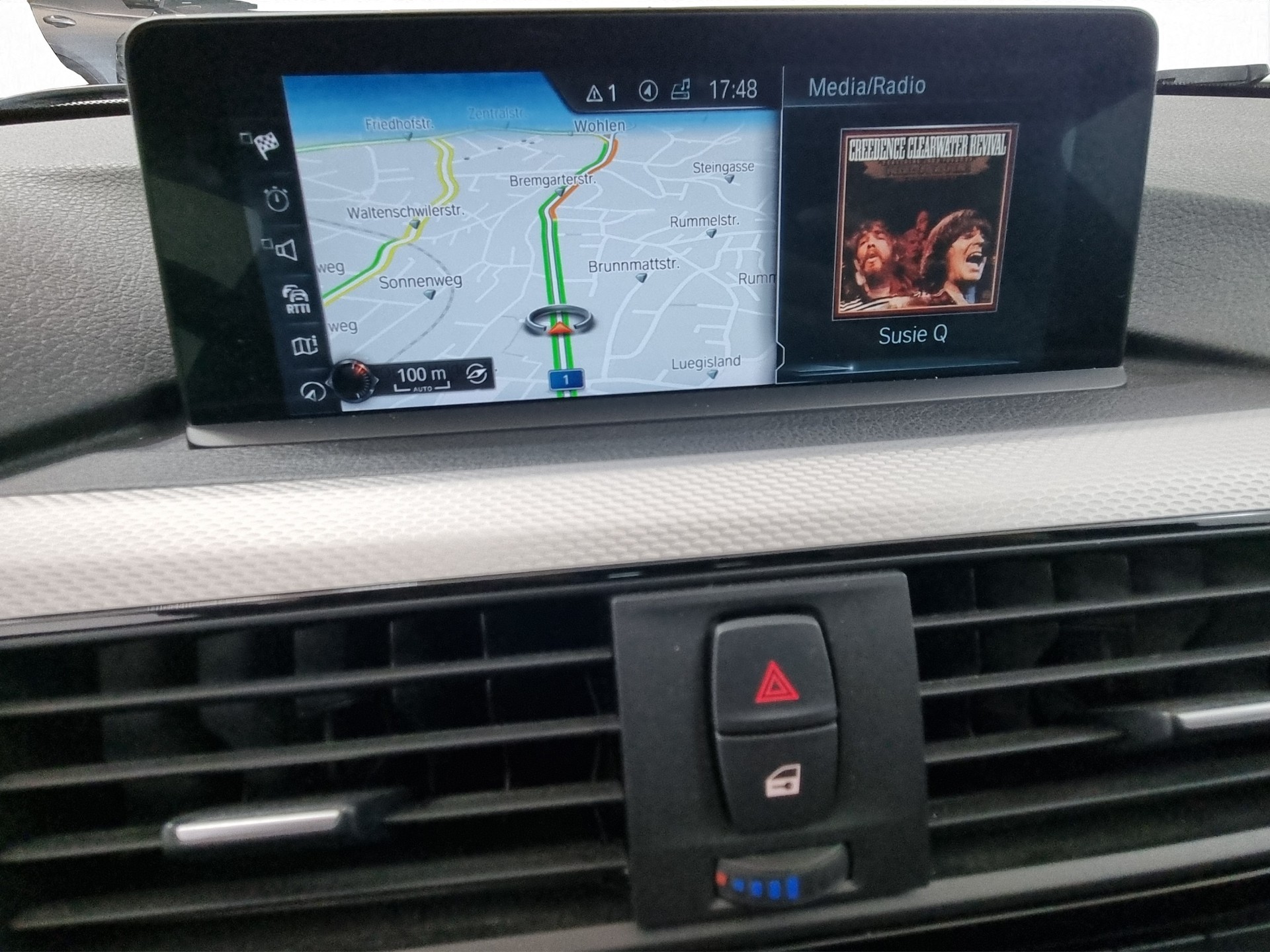 BMW 330d xDrive SAG Touring-image-13