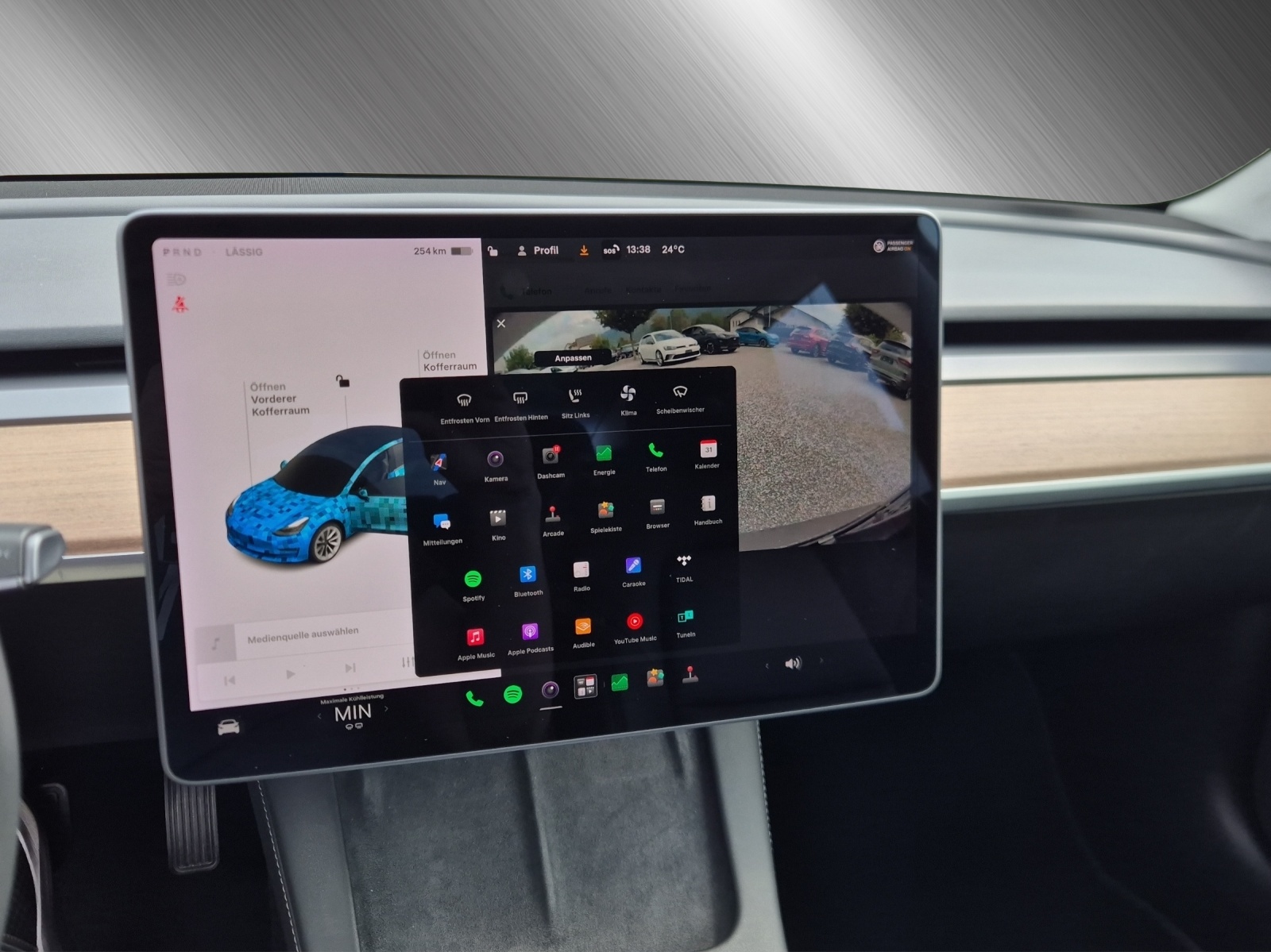TESLA Model 3 Long Range Dual Motor-image-13