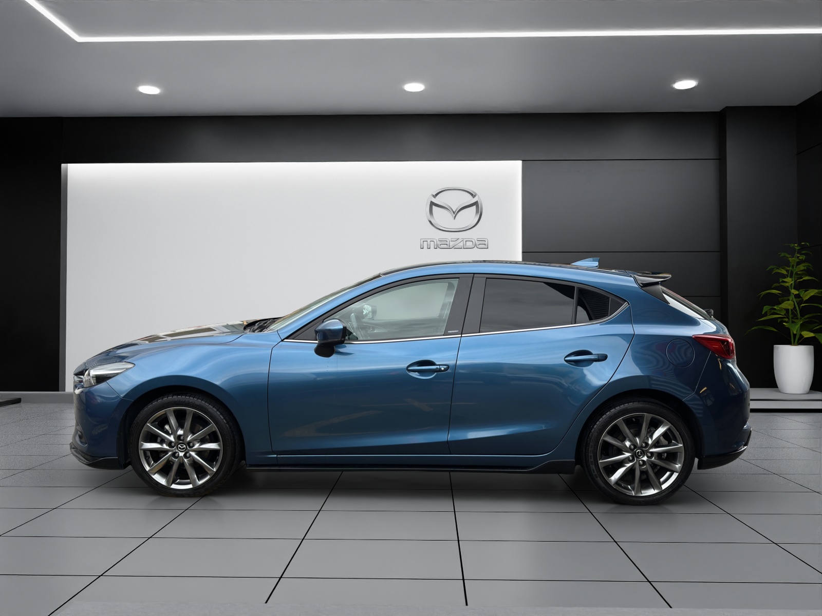 MAZDA 3 G 120 Revolution-showroom-element-2
