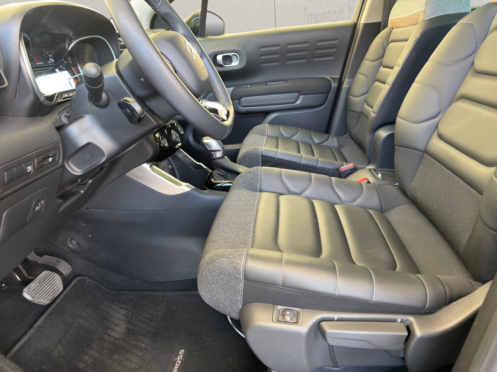CITROEN C3 Aircross 1.2 PureTech 130 Shine Pack *Automat*-image-11