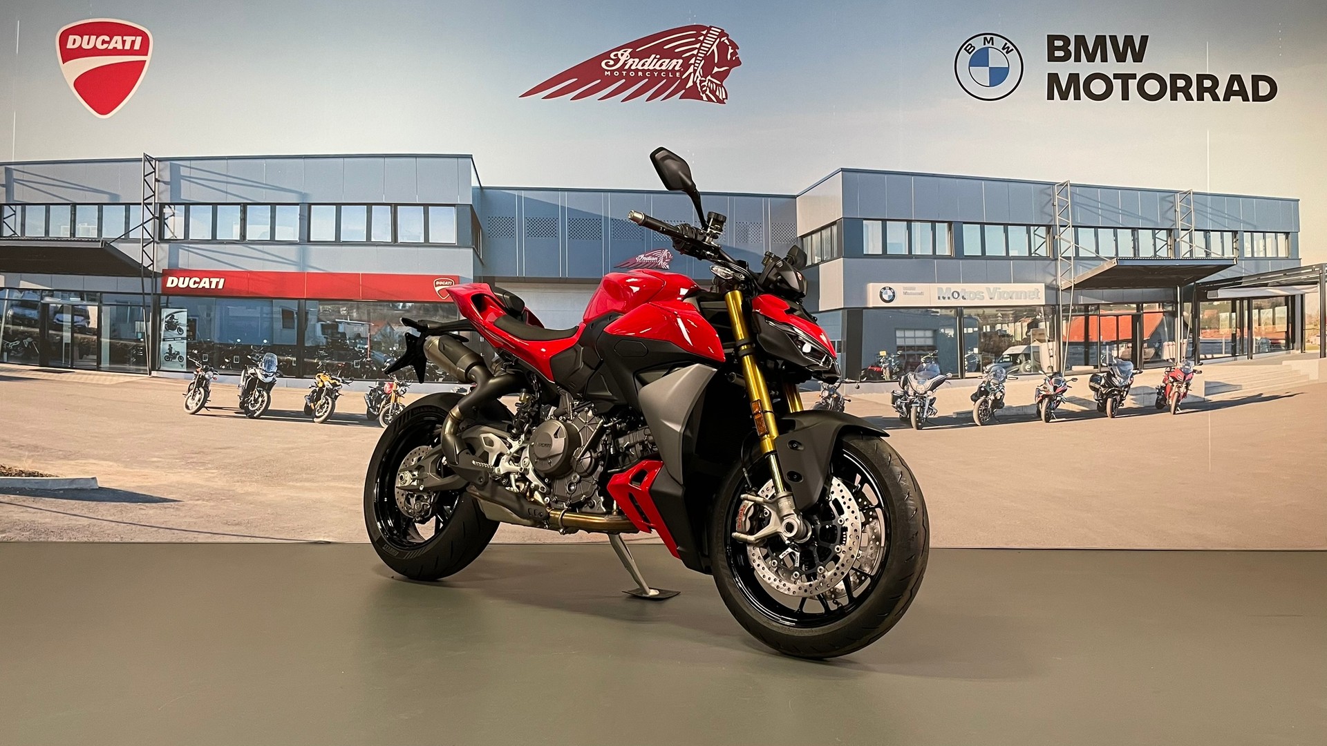 DUCATI Streetfighter V2 S-image-0