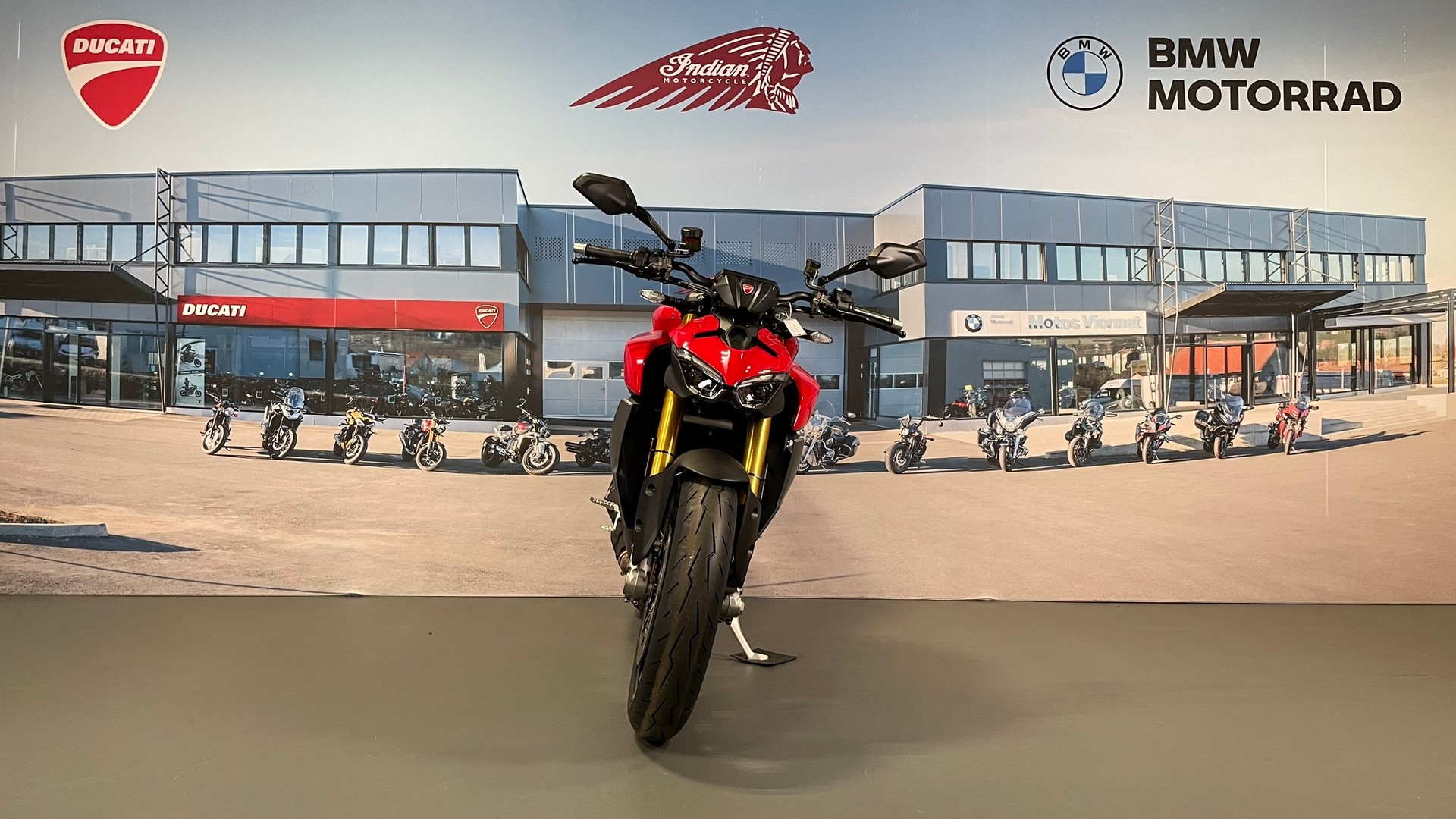 DUCATI Streetfighter V2 S-image-1