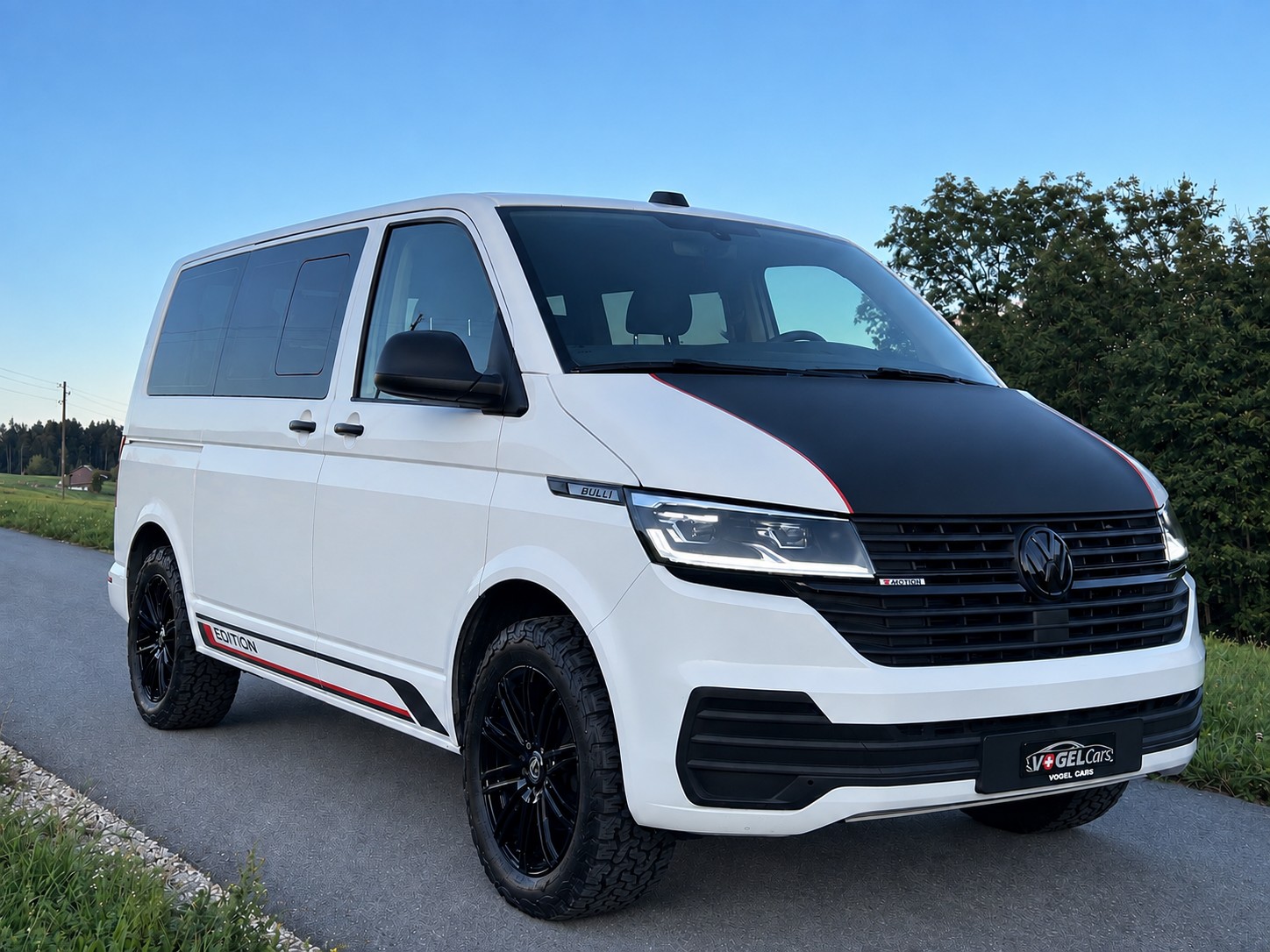 VW T6.1 Caravelle 2.0 TDI Trendline 4Motion-image-2