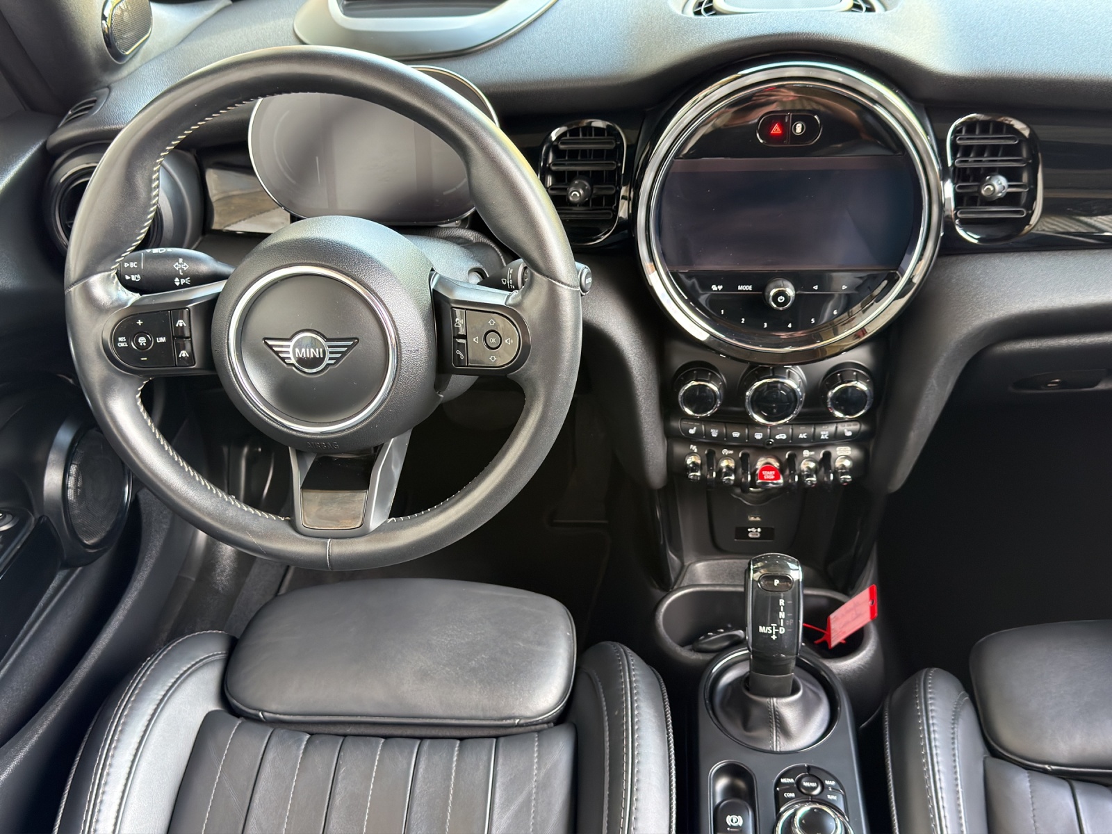 MINI Cooper Cabriolet DKG-image-11