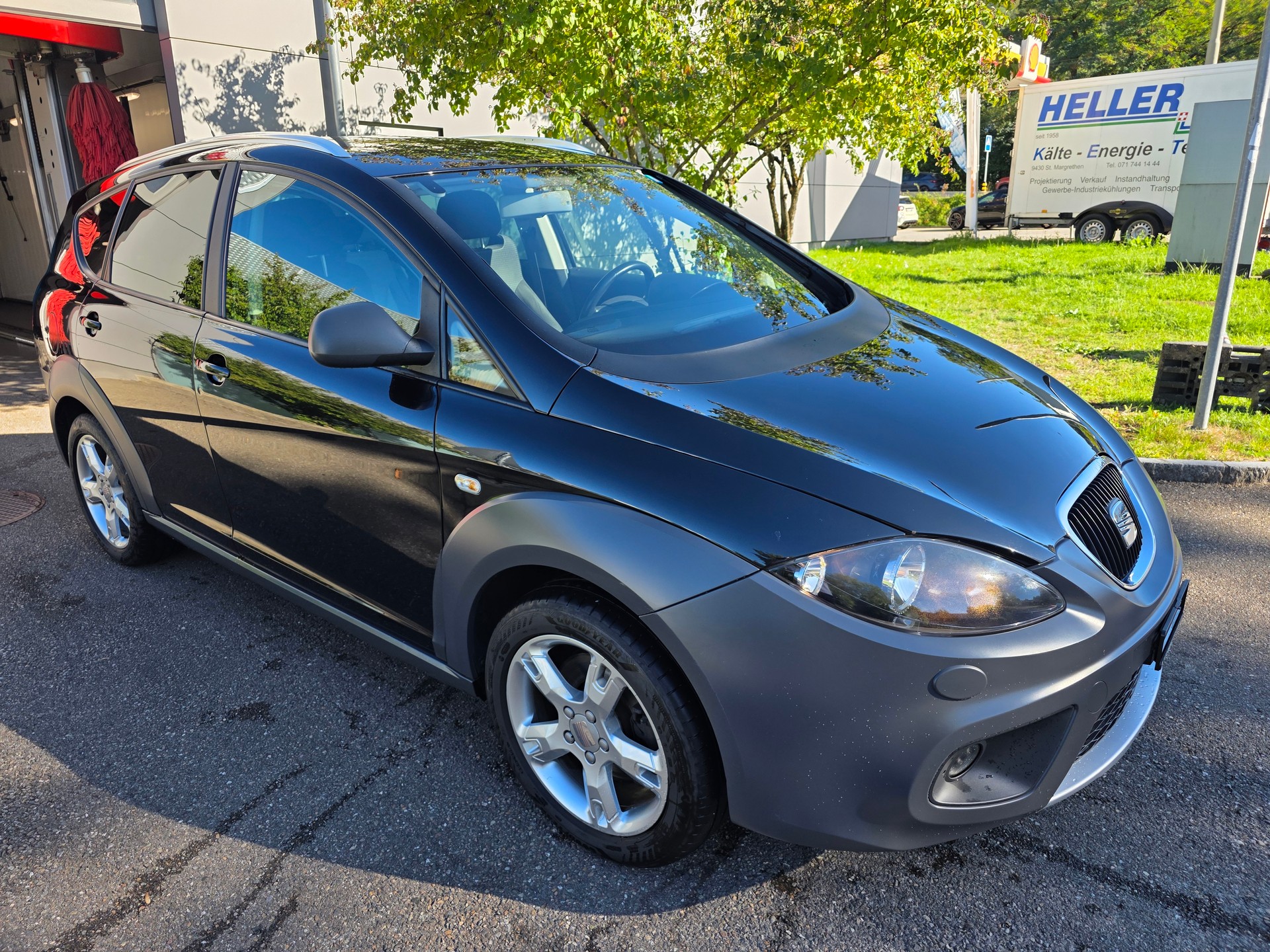 SEAT Altea XL Freetrack 2.0 TSI Advantage / Automatik / 4x4 / inklusive neuer Winterreifen-showroom-element-2