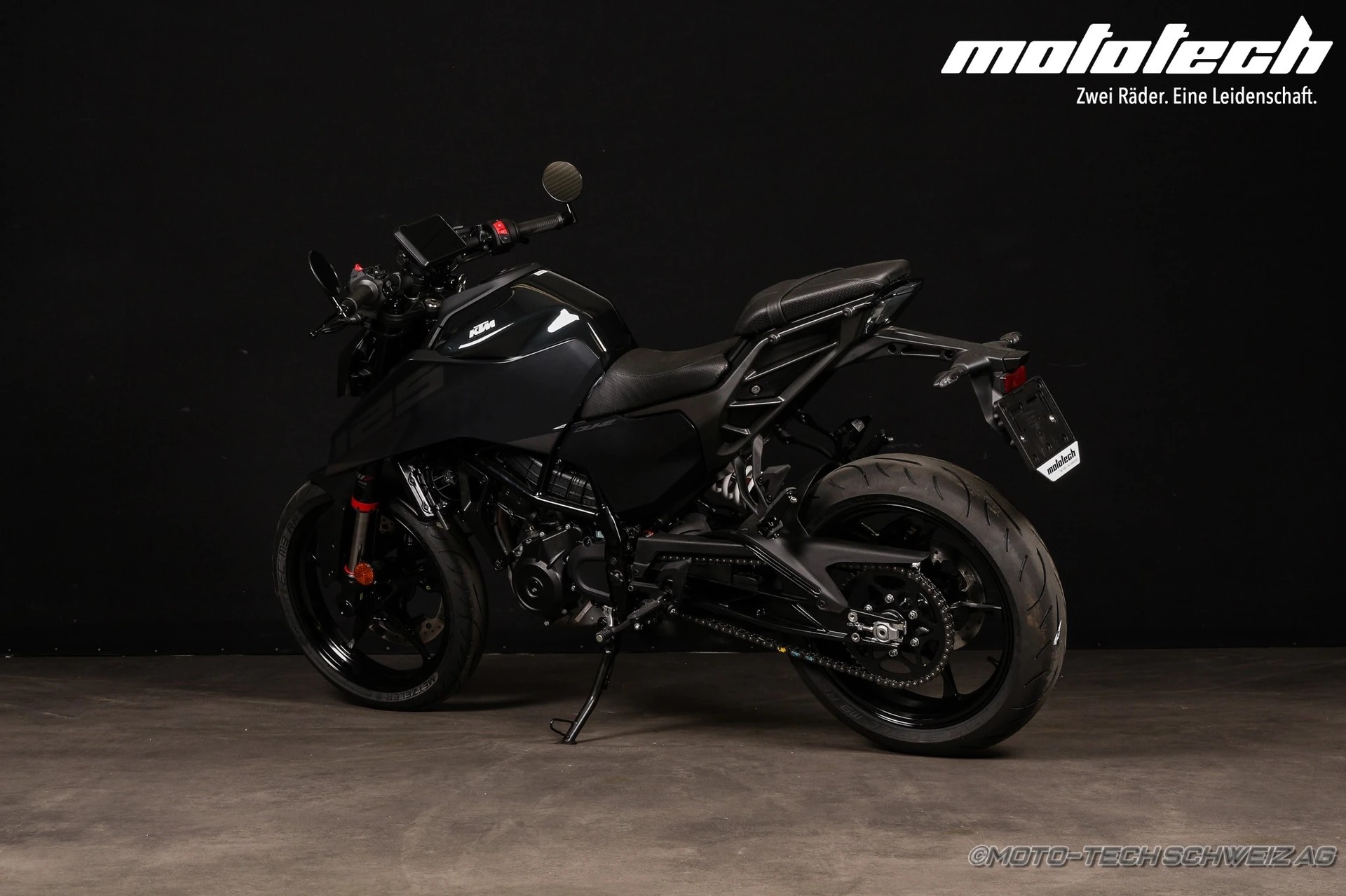 KTM 125 Duke-image-3