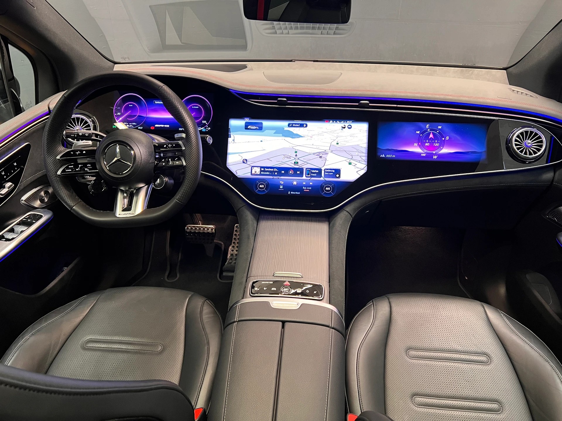 MERCEDES-BENZ EQE SUV AMG 43 4M - AMG / DISTRONIC-image-12