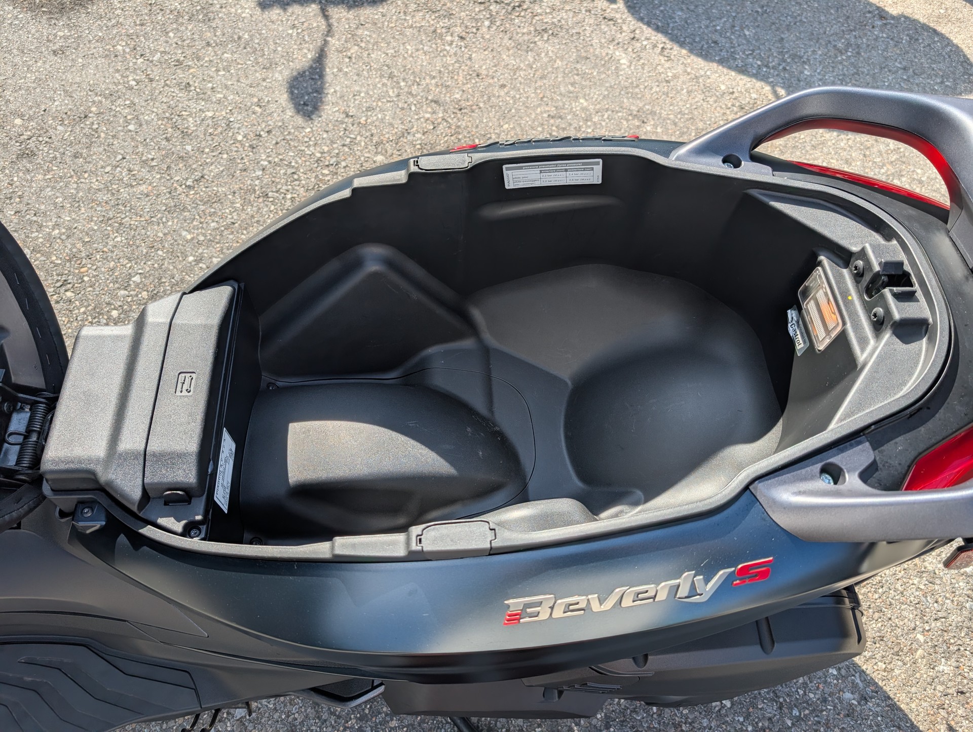 PIAGGIO Beverly 400 Sport-image-4