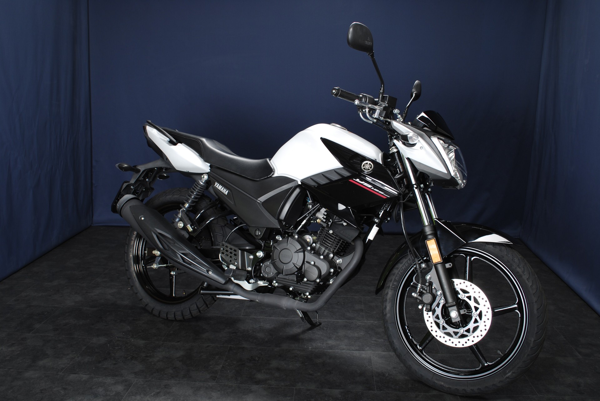 YAMAHA YS 125-image-11